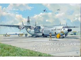 Douglas C-133A с баллистической ракетой PGM-17 Thor