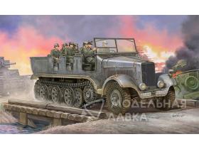 German Sd.Kfz.6 Halbkettenzugmaschine Pionierausfuhrung