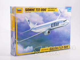 Пассажирский авиалайнер Боинг 737-800