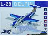 Самолет Aero L-29 Delfin