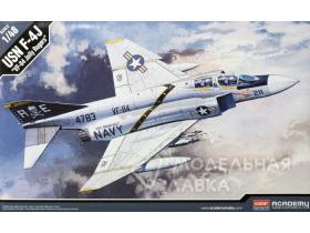 Самолет F-4J"VF-84 Jolly Rogers"