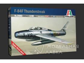 Самолет F-84F Thunderstreak