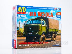 Сборная модель IFA W50LA бортовой (с тентом)