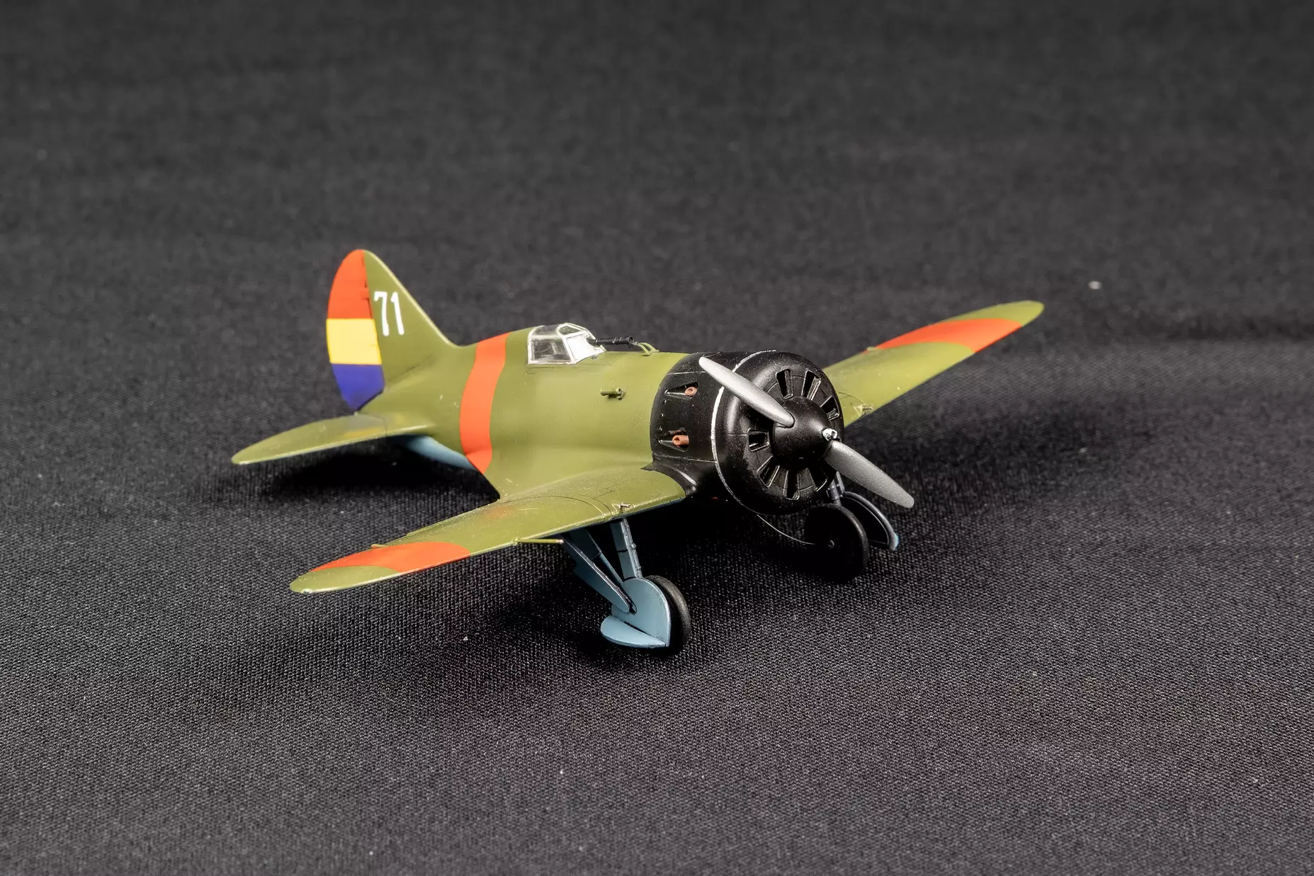 Сборная модель лесовоз с прицепом-роспуском 43204-10