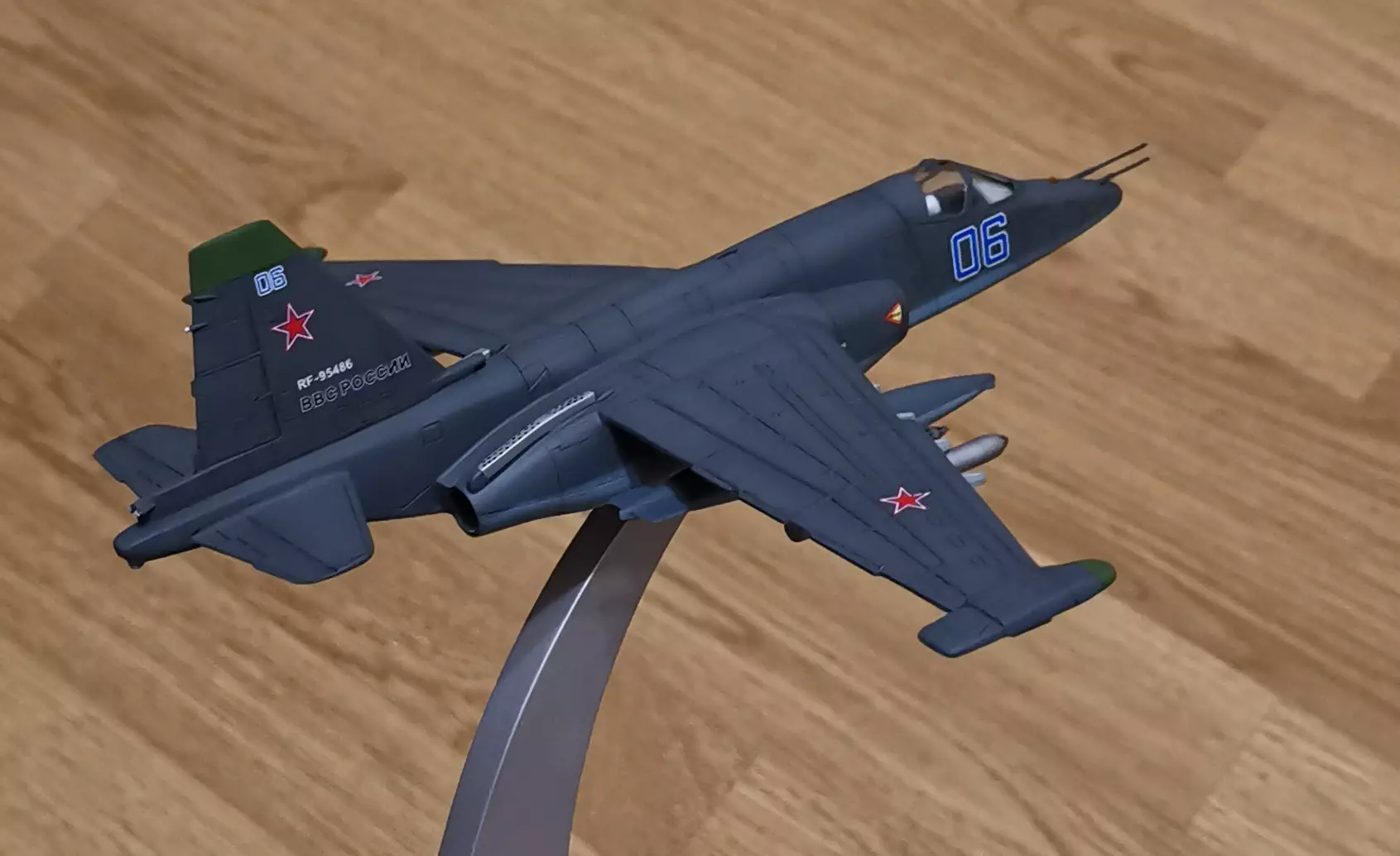 Сборная модель лесовоз с прицепом-роспуском 43204-10