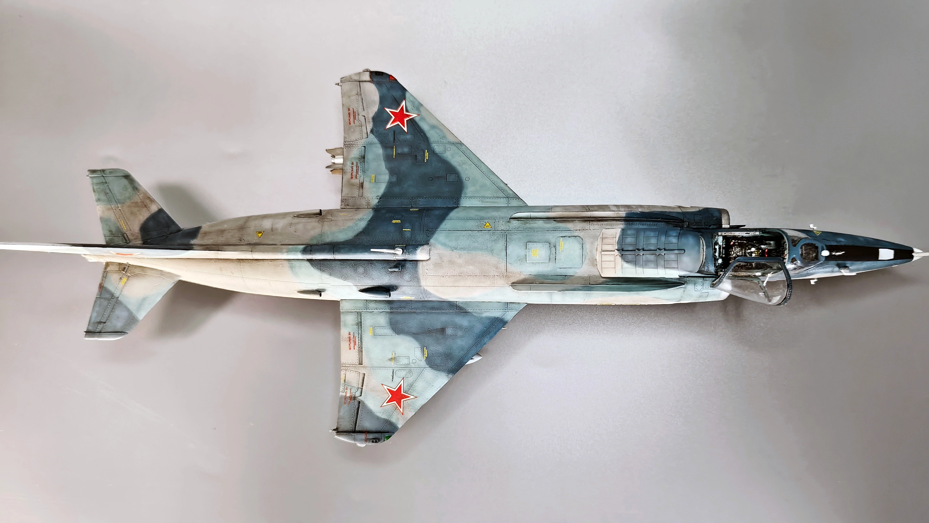 Сборная модель лесовоз с прицепом-роспуском 43204-10