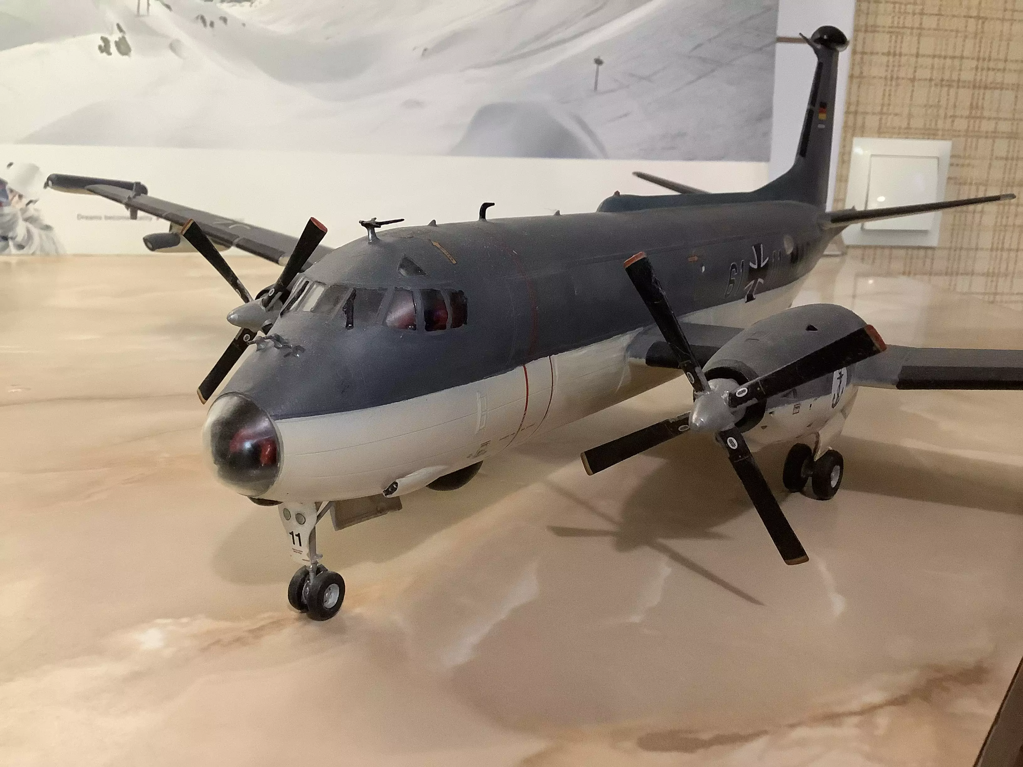 Сборная модель лесовоз с прицепом-роспуском 43204-10