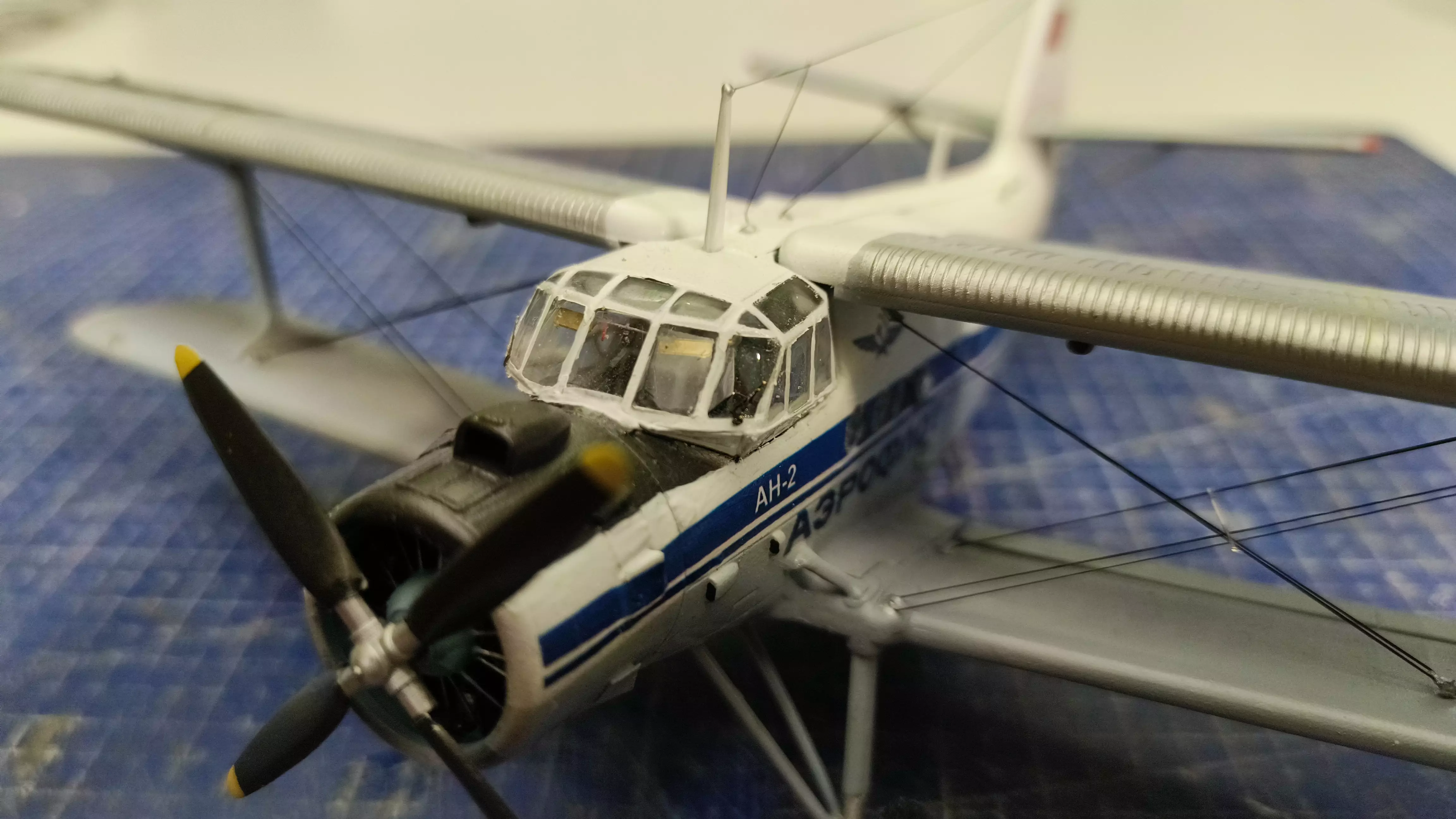 Сборная модель лесовоз с прицепом-роспуском 43204-10