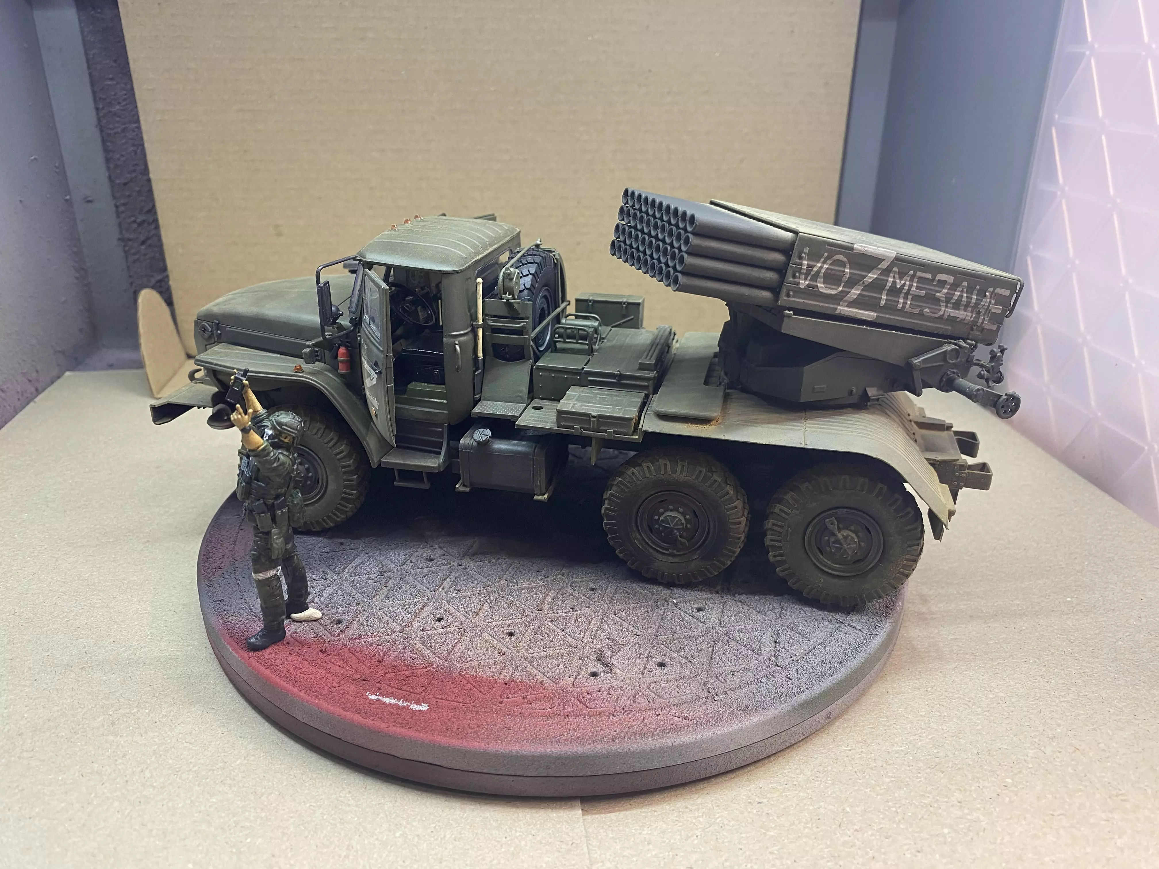 Сборная модель лесовоз с прицепом-роспуском 43204-10