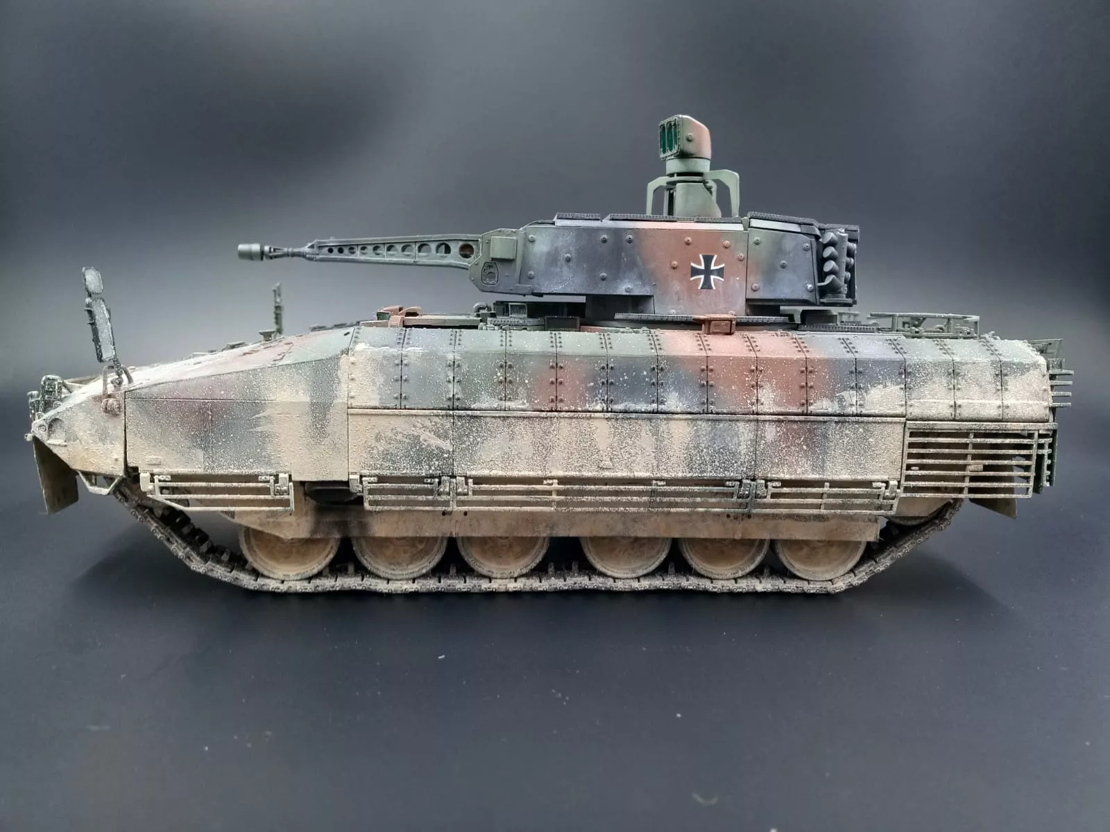 German Schutzenpanzer PUMA with workable track links