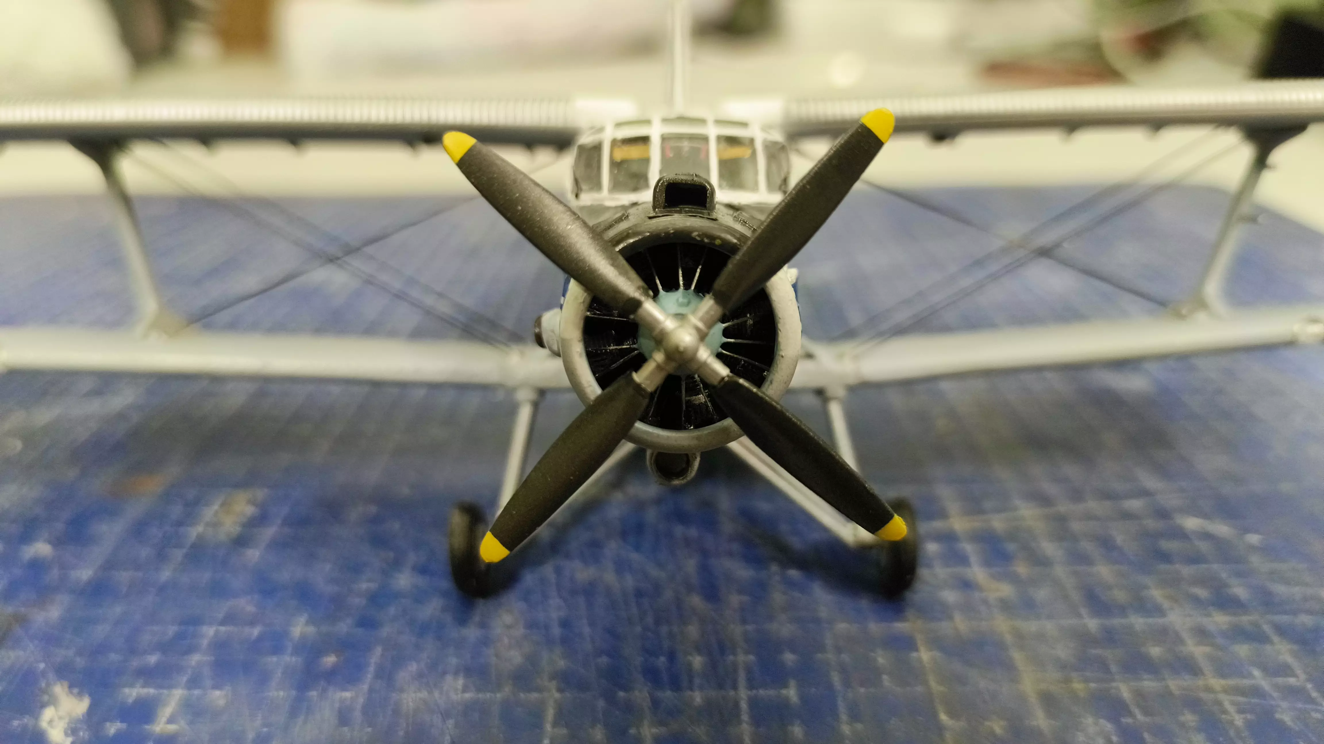 Сборная модель лесовоз с прицепом-роспуском 43204-10