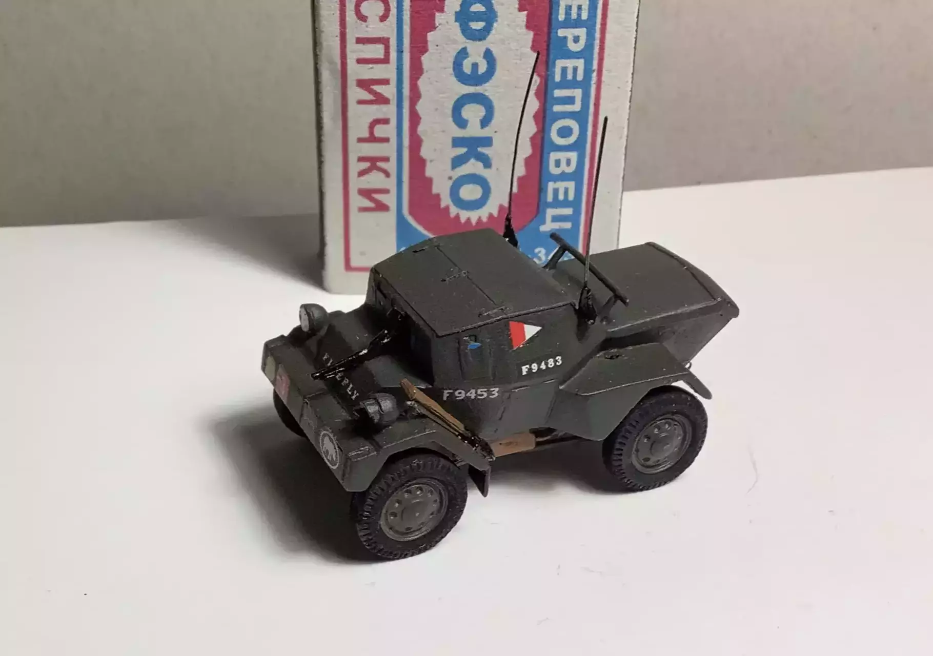 Сборная модель лесовоз с прицепом-роспуском 43204-10