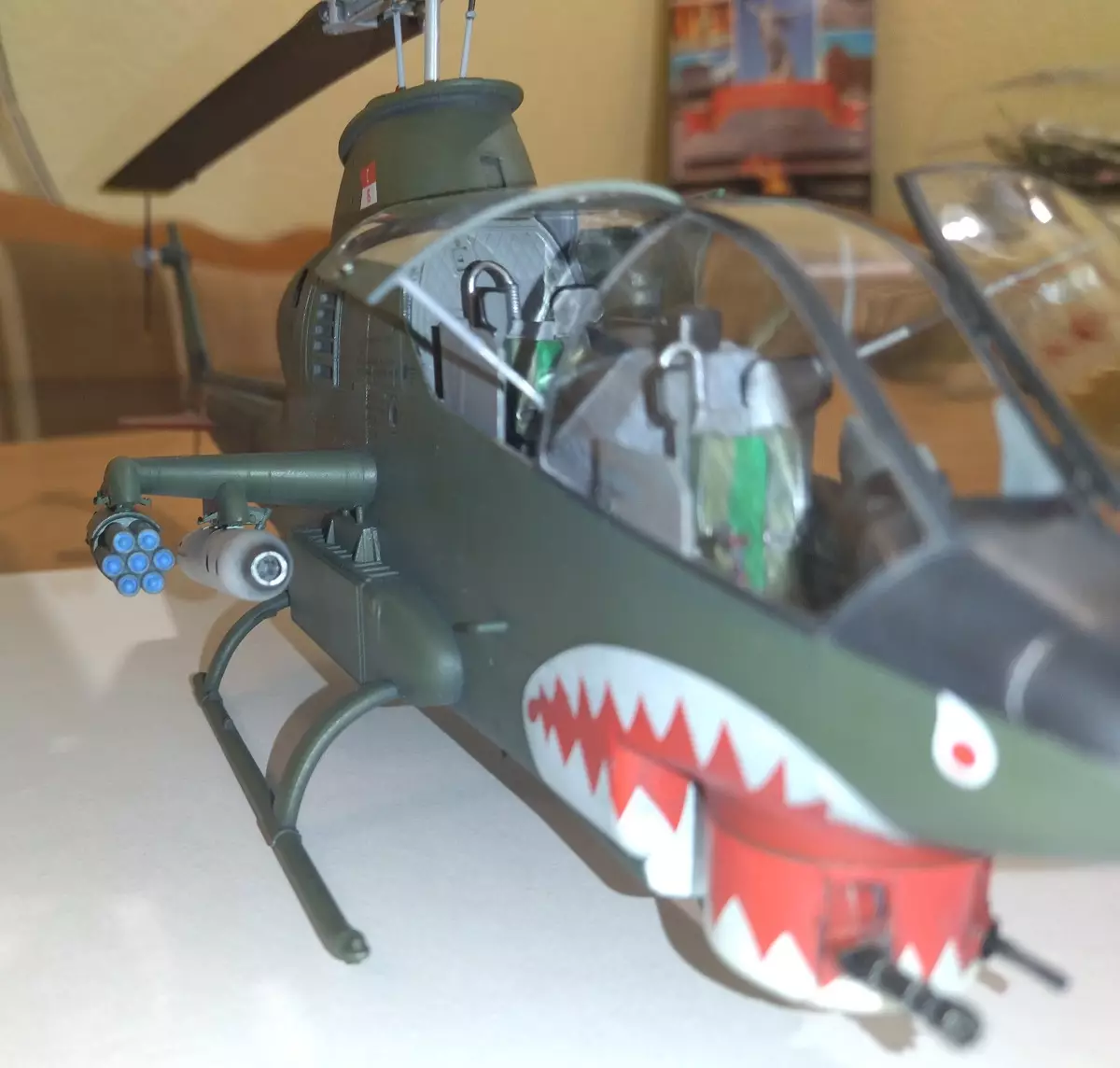 Сборная модель лесовоз с прицепом-роспуском 43204-10