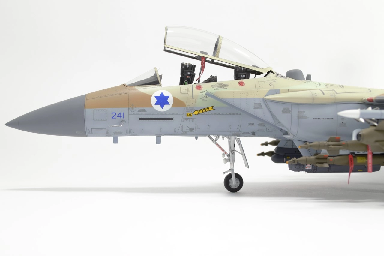 Сборная модель лесовоз с прицепом-роспуском 43204-10