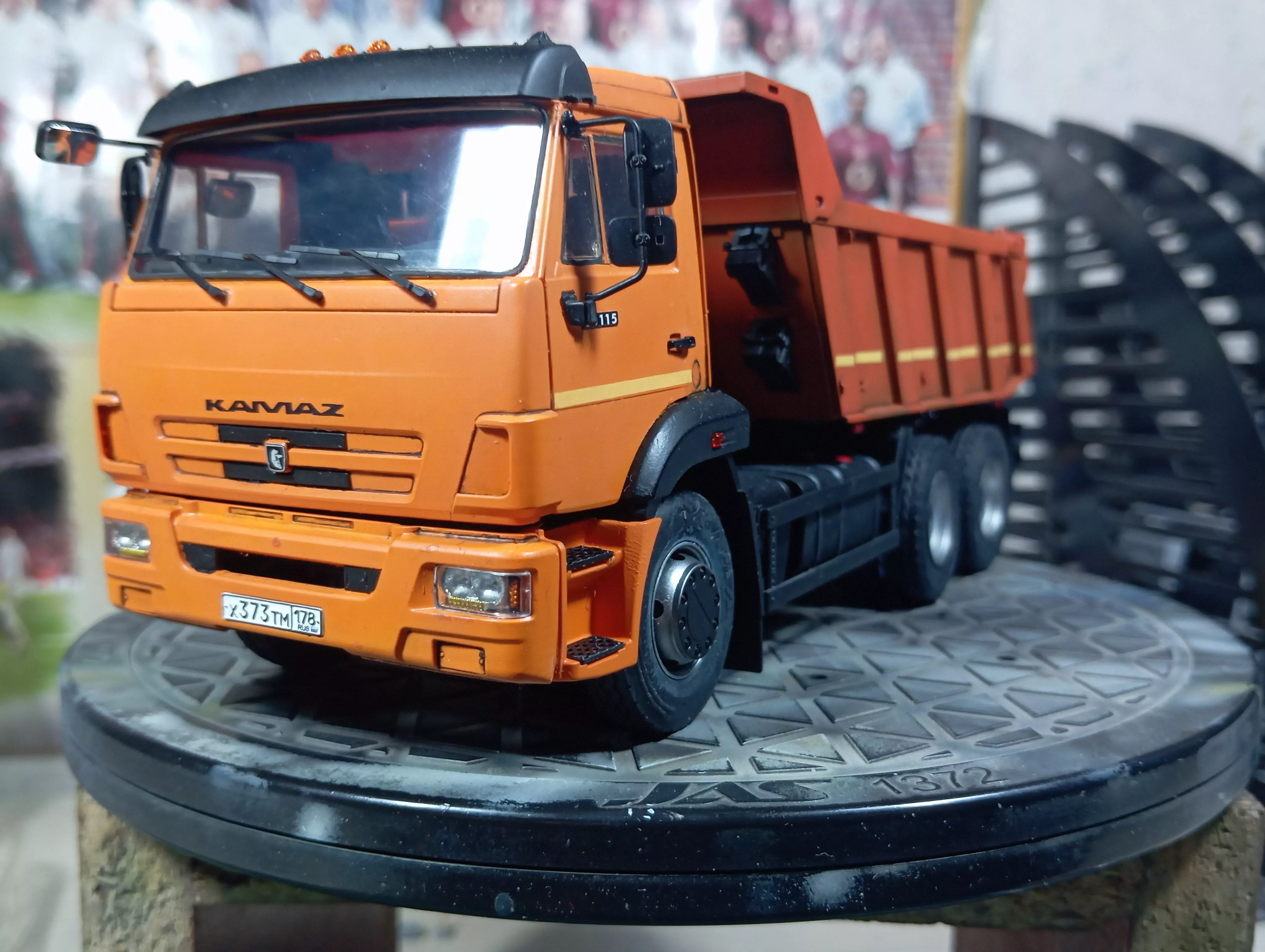 KAMAZ-65115 самосвал