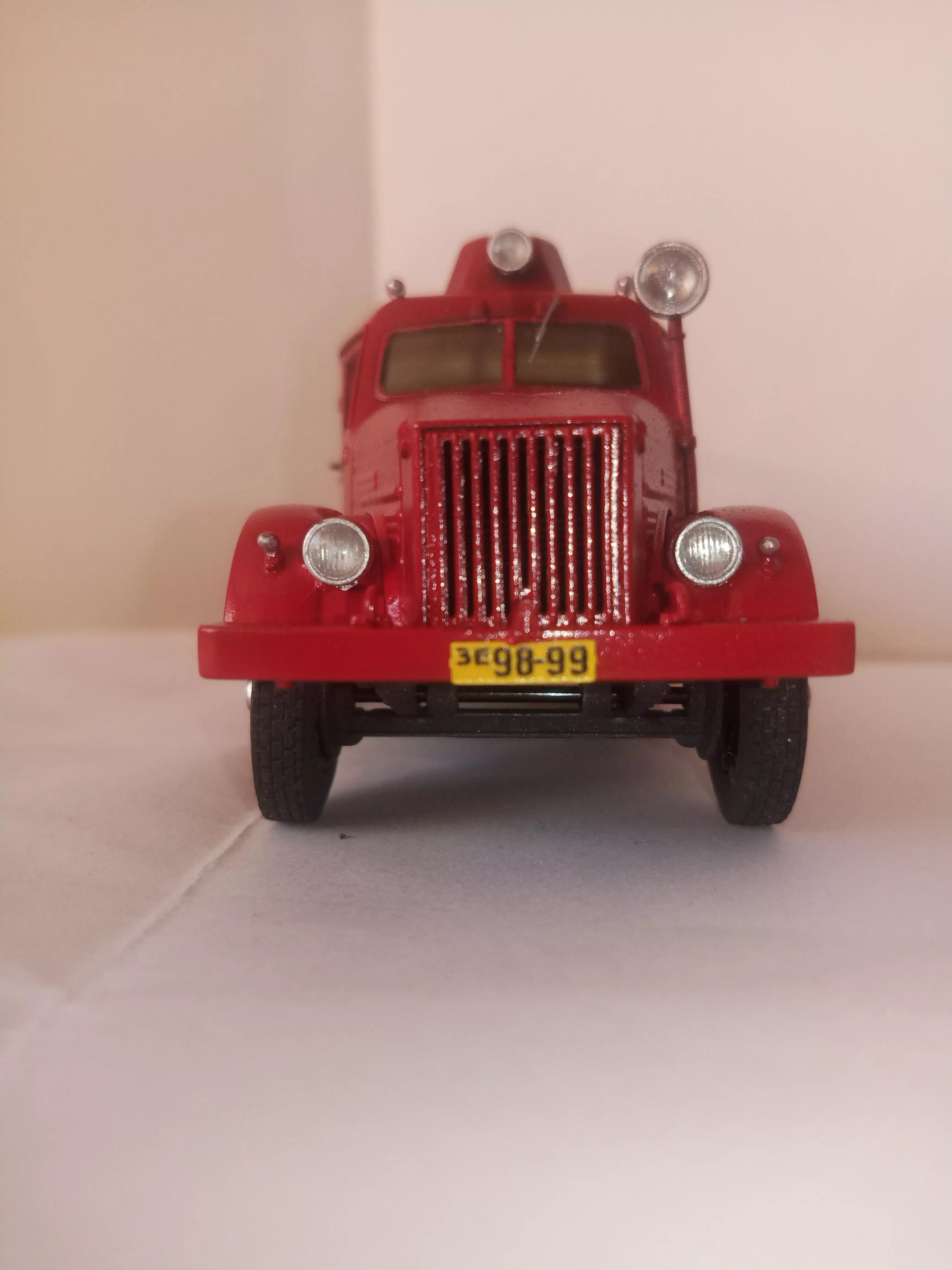 Сборная модель лесовоз с прицепом-роспуском 43204-10