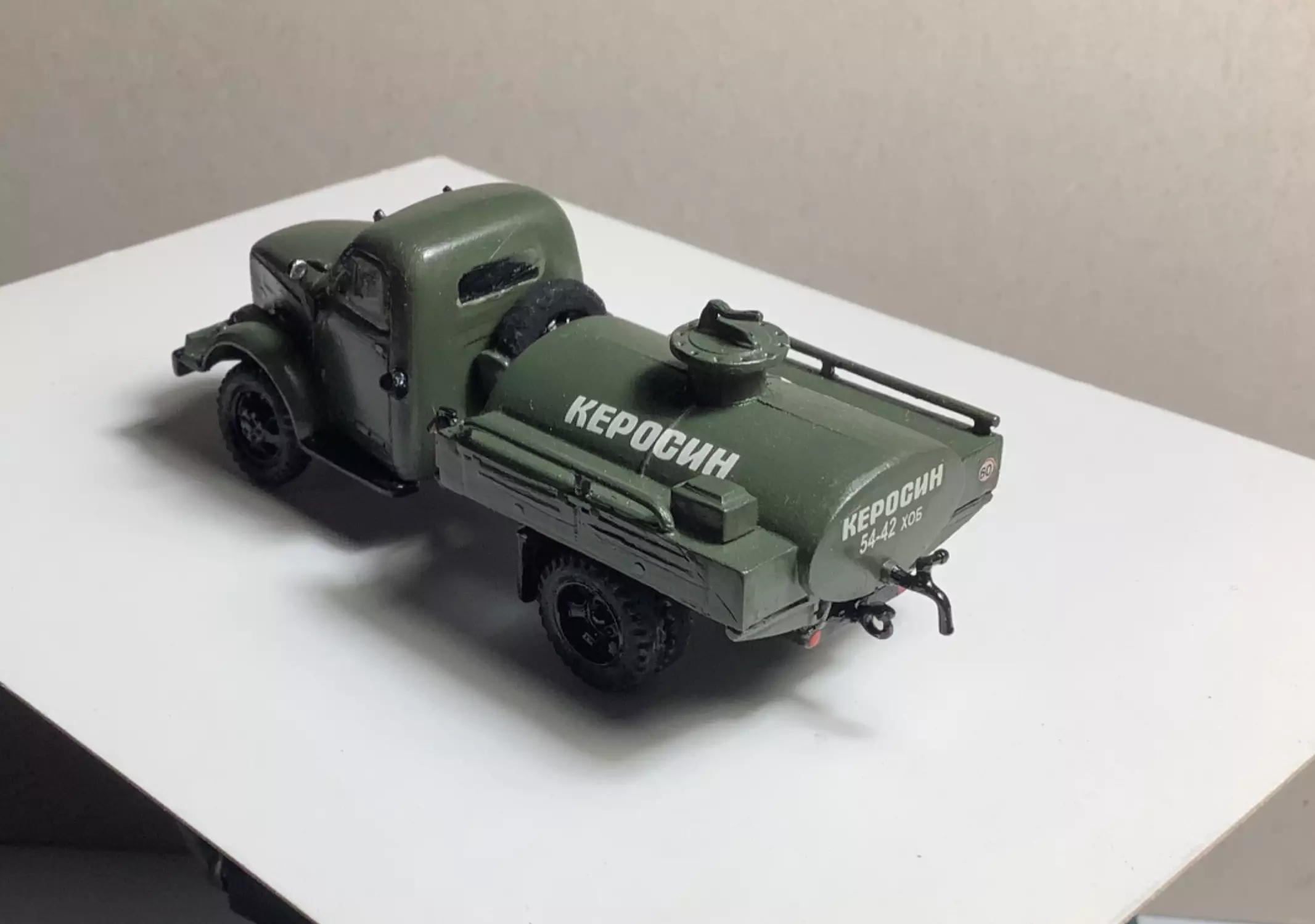 Сборная модель лесовоз с прицепом-роспуском 43204-10