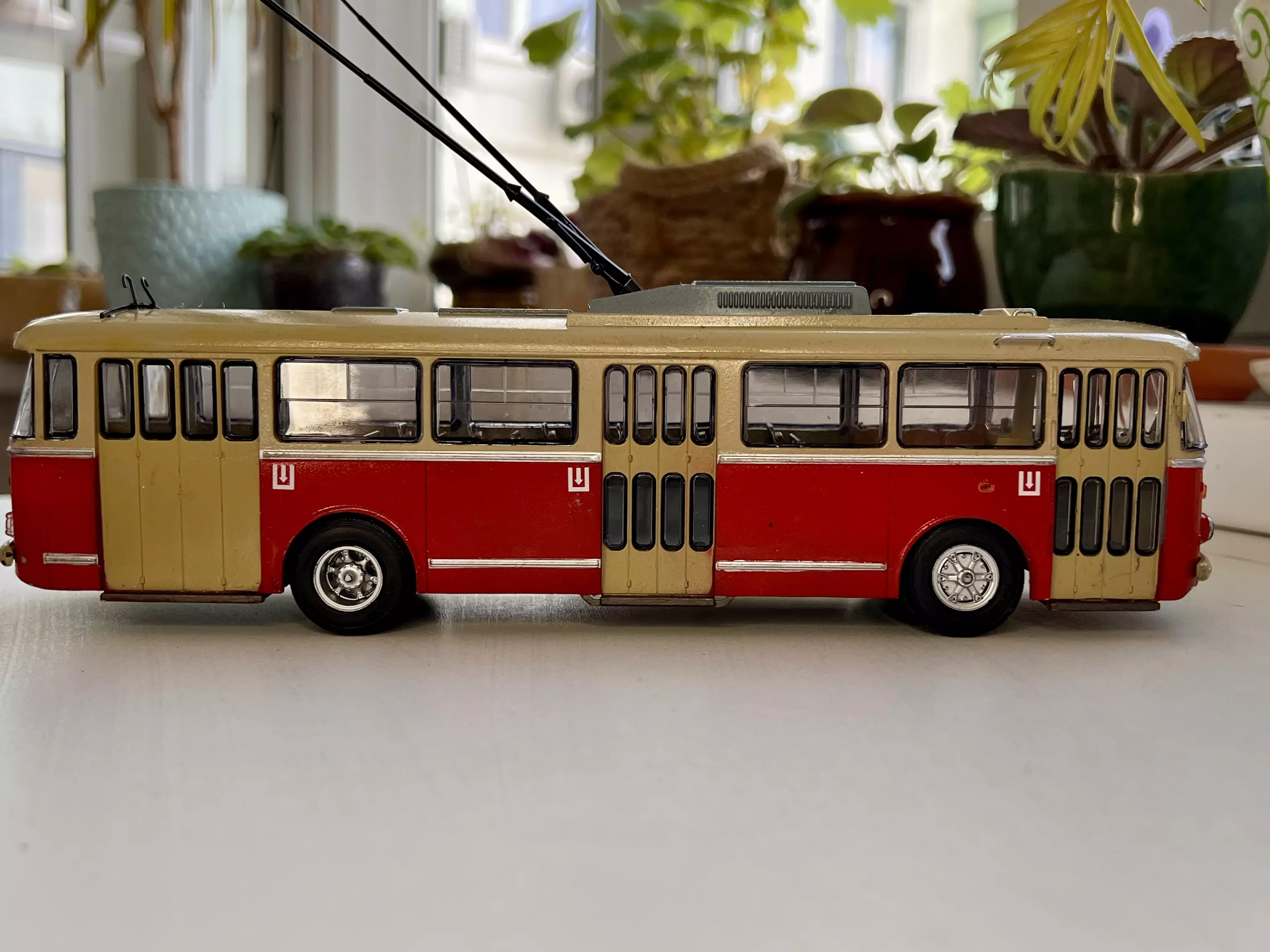 Сборная модель лесовоз с прицепом-роспуском 43204-10