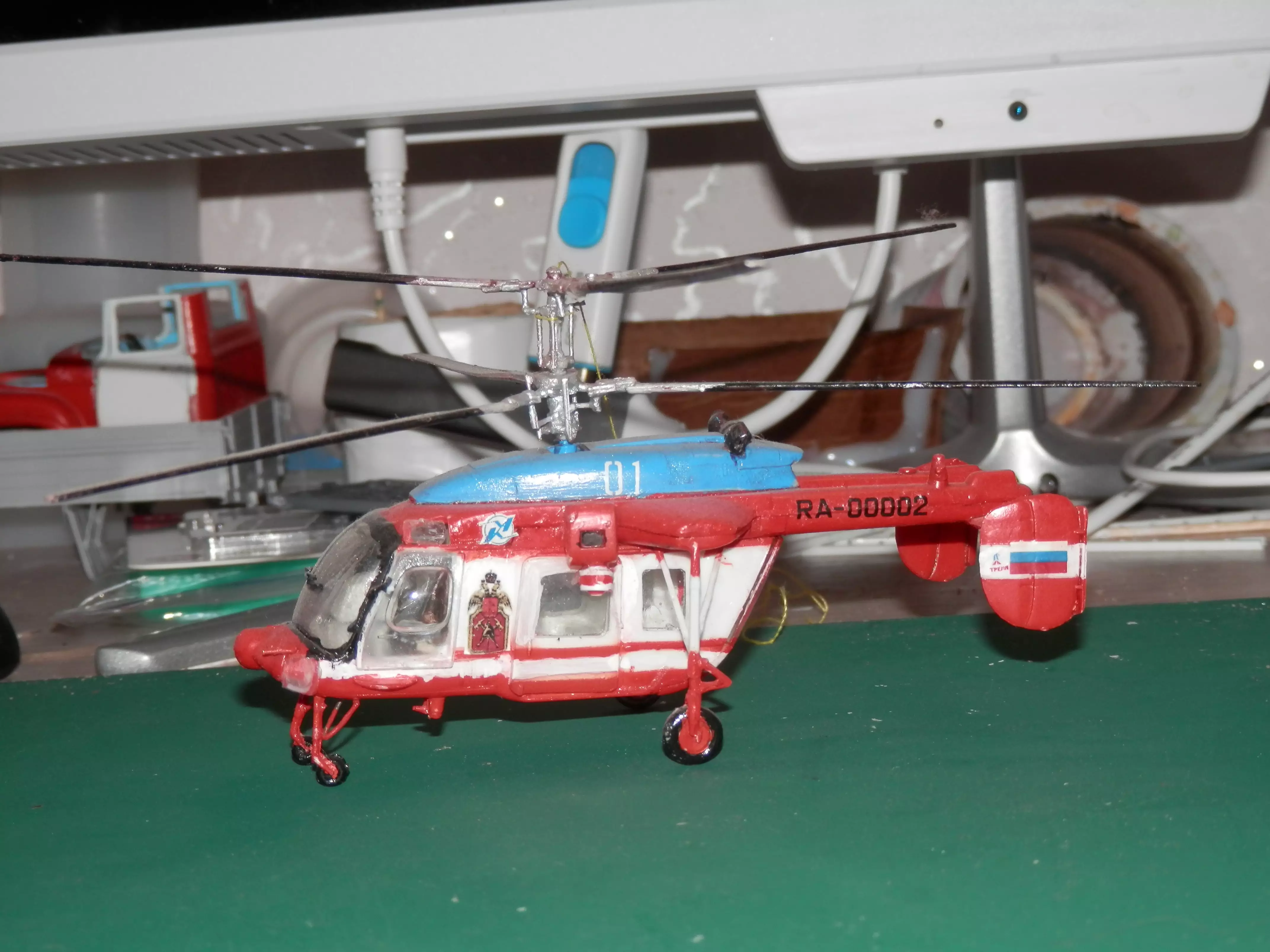 Сборная модель лесовоз с прицепом-роспуском 43204-10