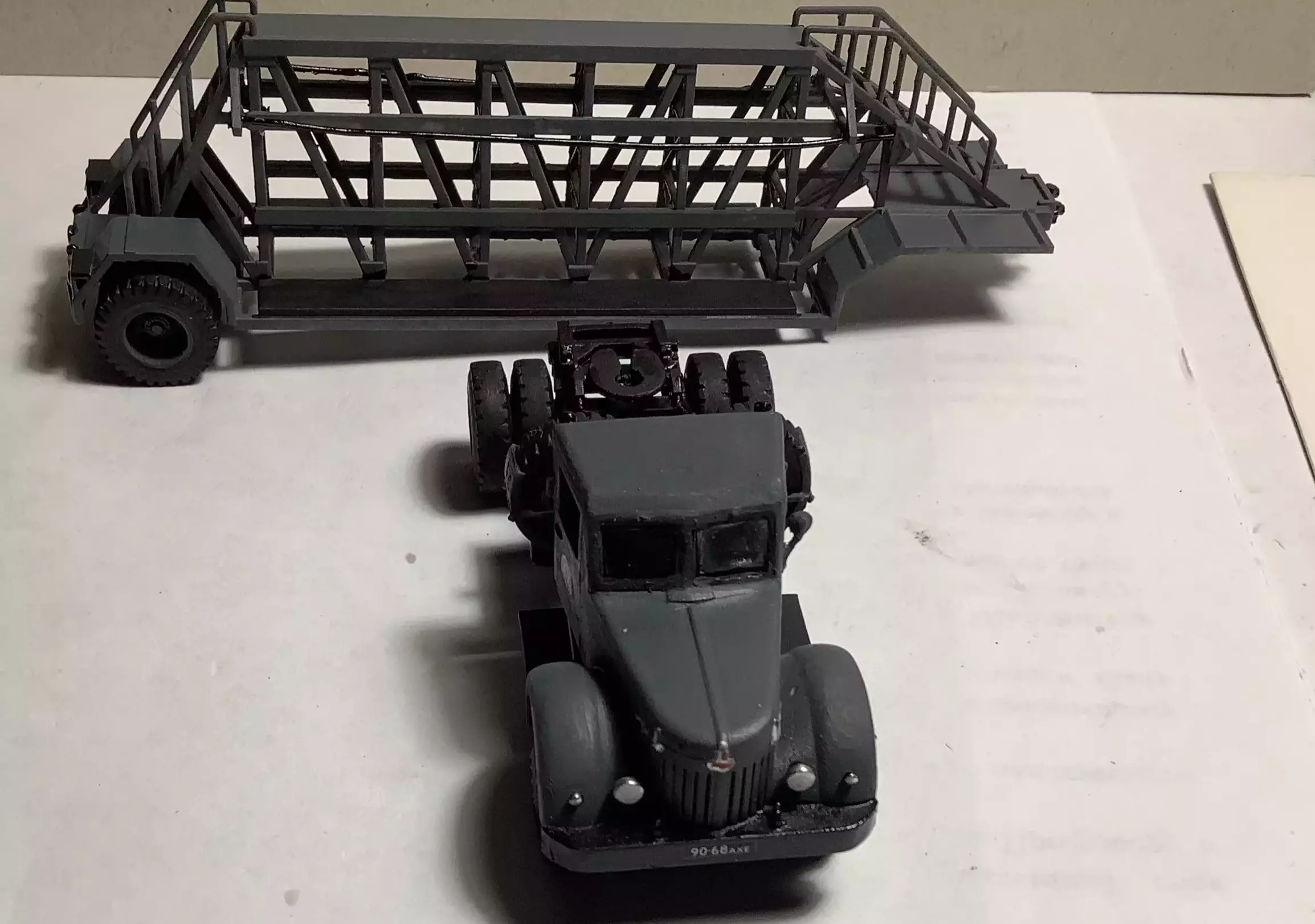 Сборная модель лесовоз с прицепом-роспуском 43204-10