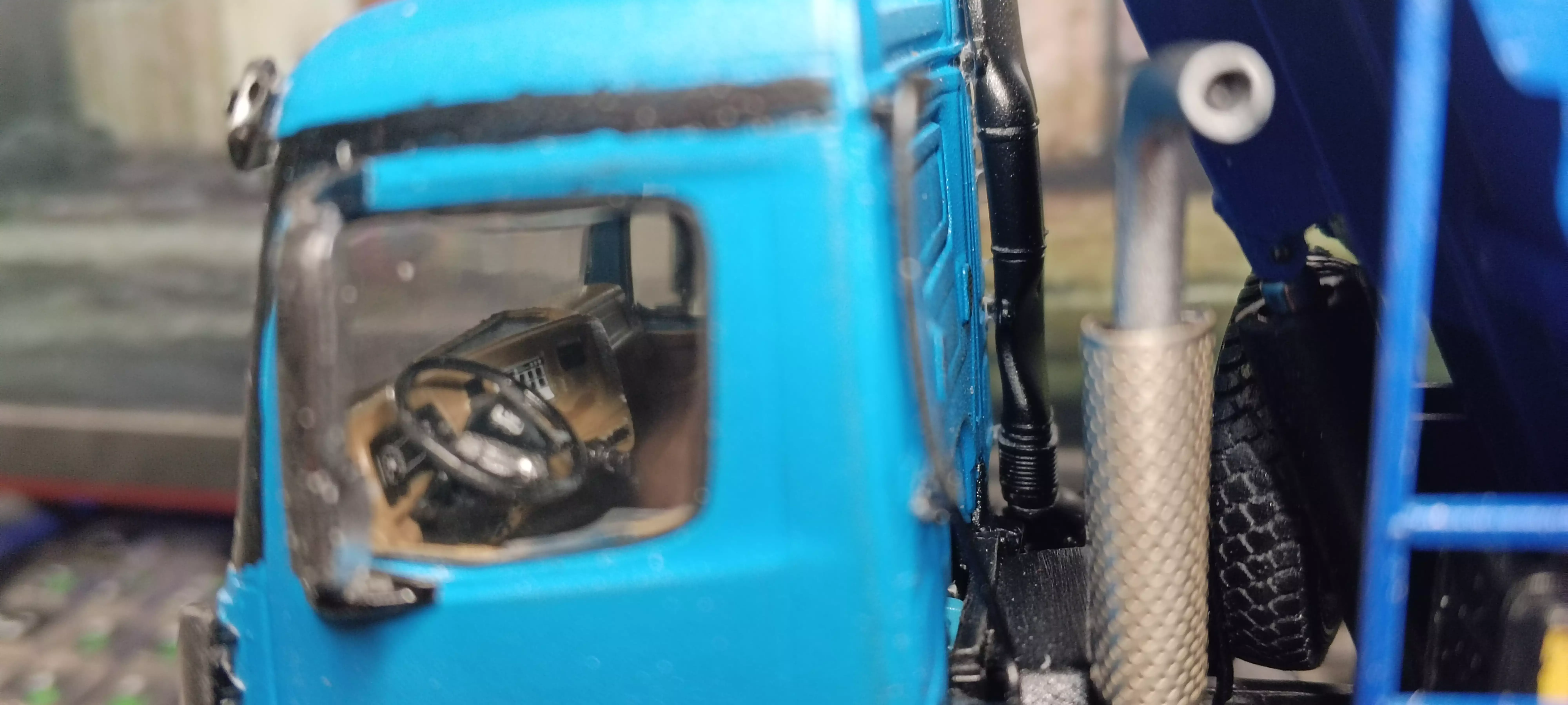 Сборная модель лесовоз с прицепом-роспуском 43204-10