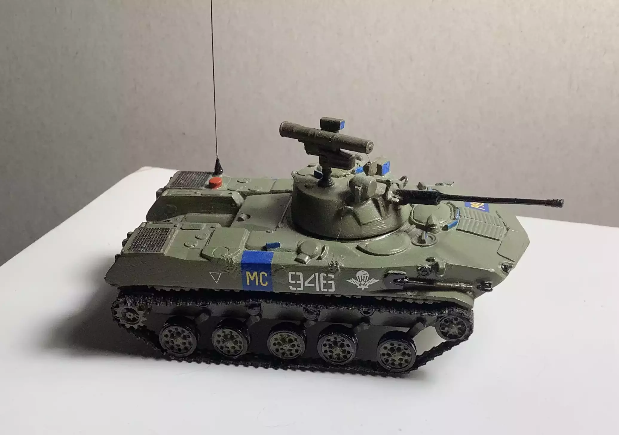 Сборная модель лесовоз с прицепом-роспуском 43204-10