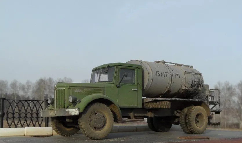 Сборная модель Автогудронатор Д-164А