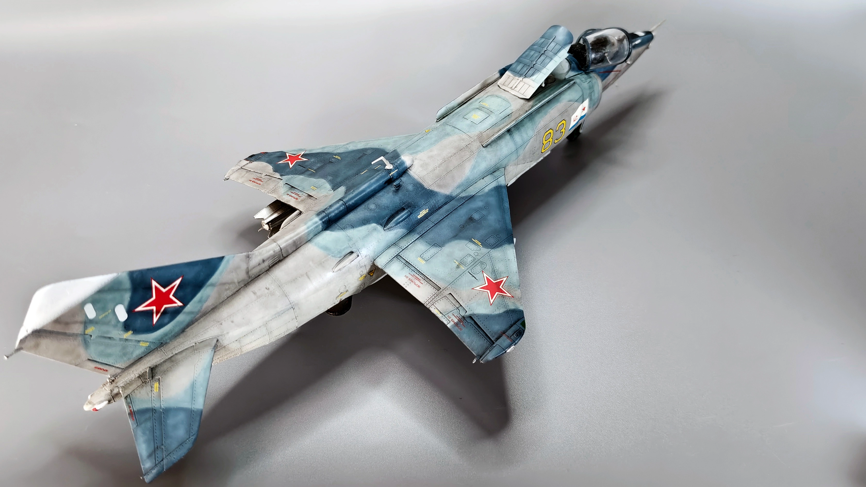 Сборная модель лесовоз с прицепом-роспуском 43204-10