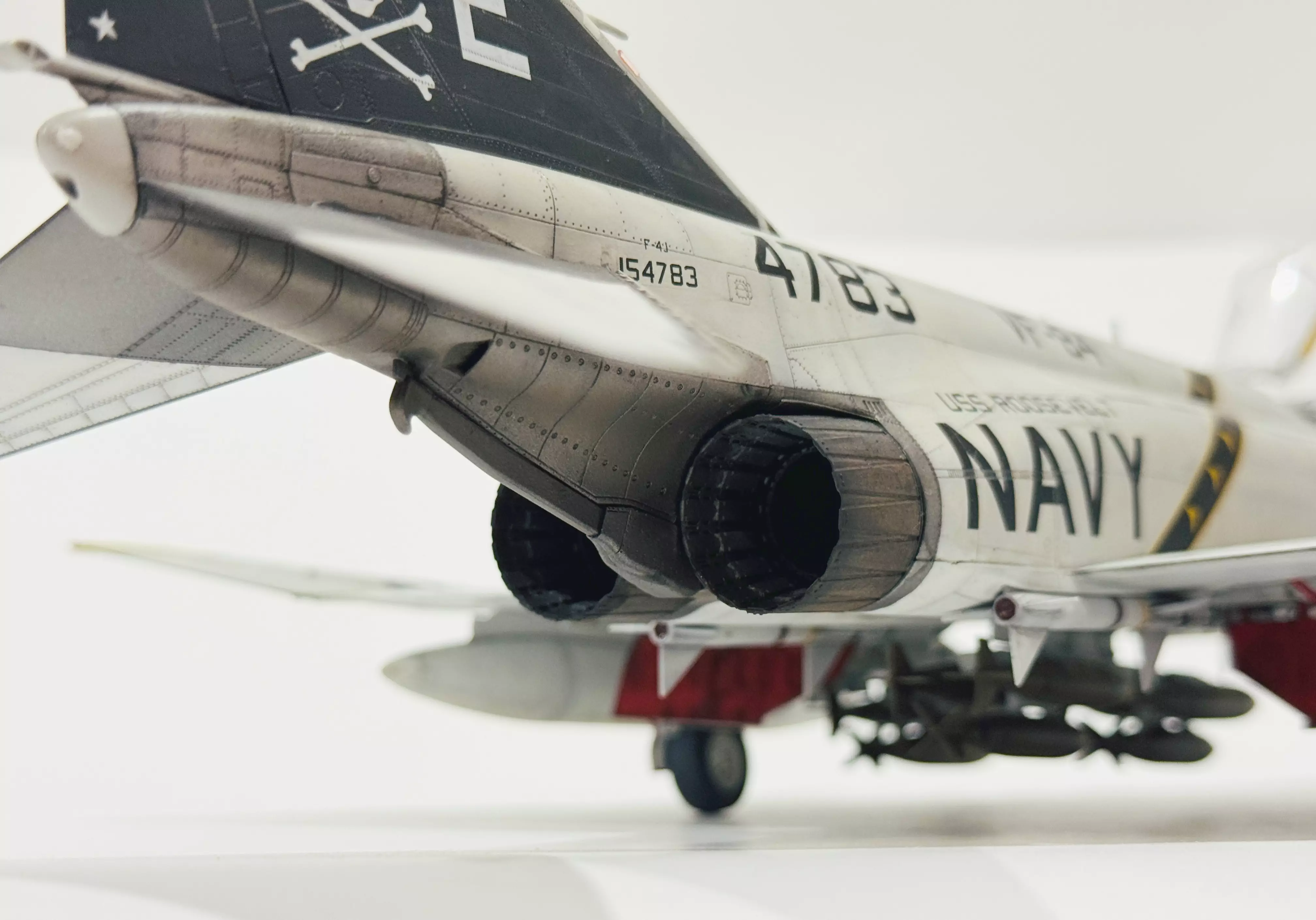 Сборная модель лесовоз с прицепом-роспуском 43204-10