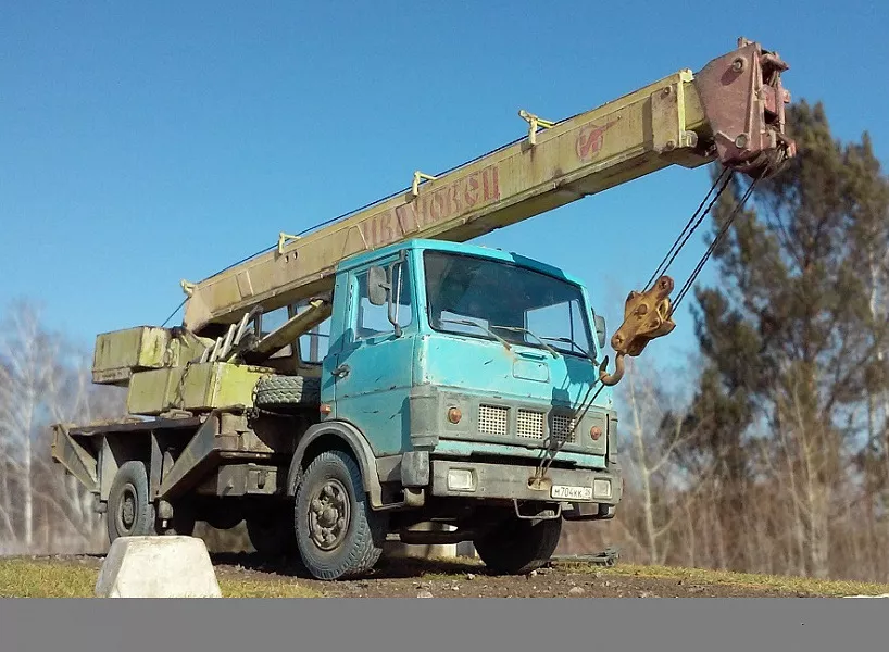 Сборная модель Автокран КС-3577 (5337)