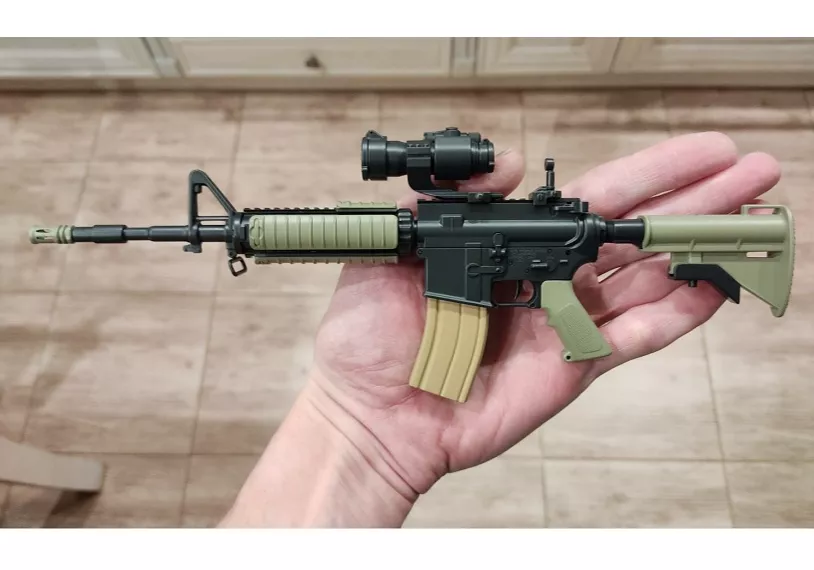 Американская полуавтоматическая винтовка AR15/M16/M4 SR16