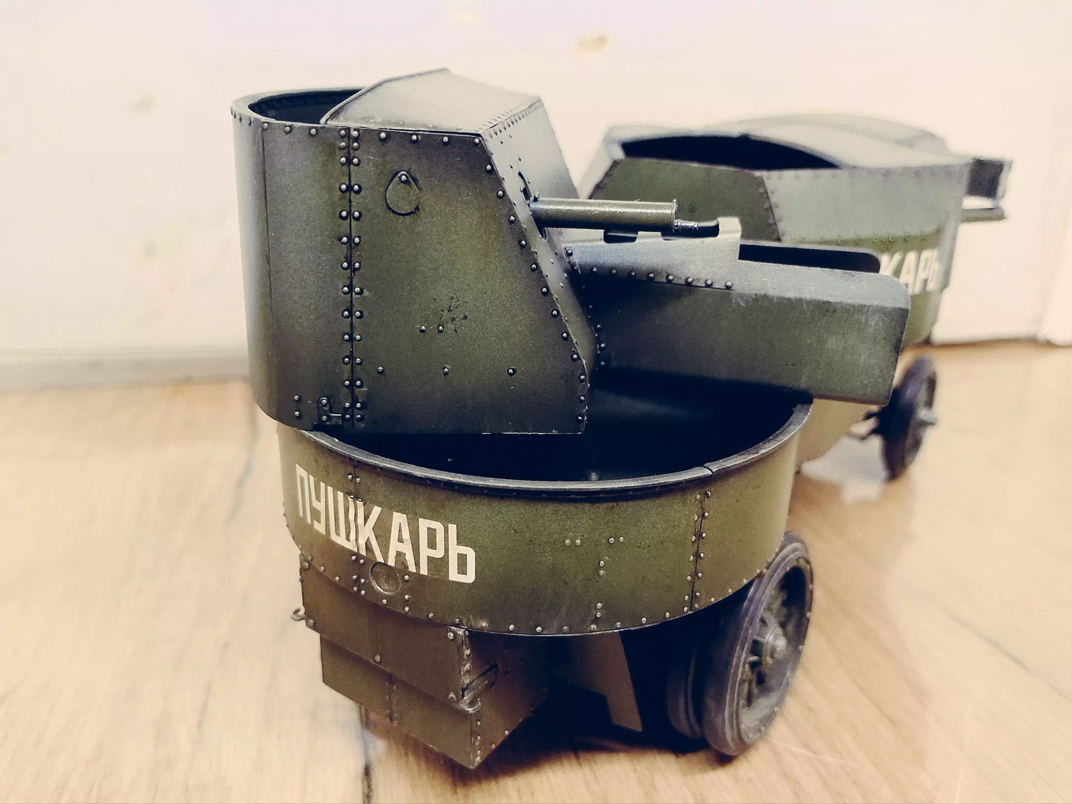 Сборная модель лесовоз с прицепом-роспуском 43204-10