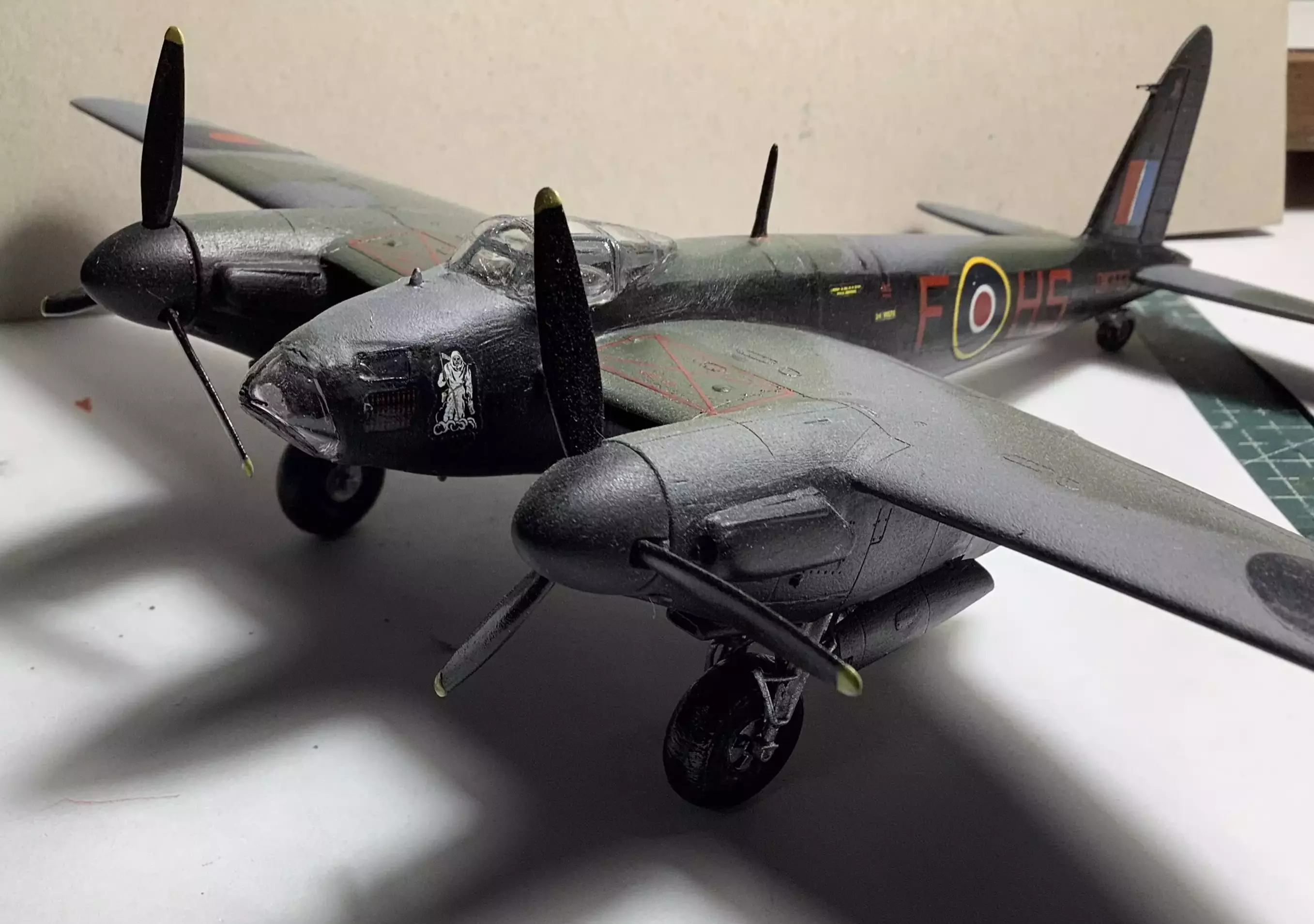 Сборная модель лесовоз с прицепом-роспуском 43204-10