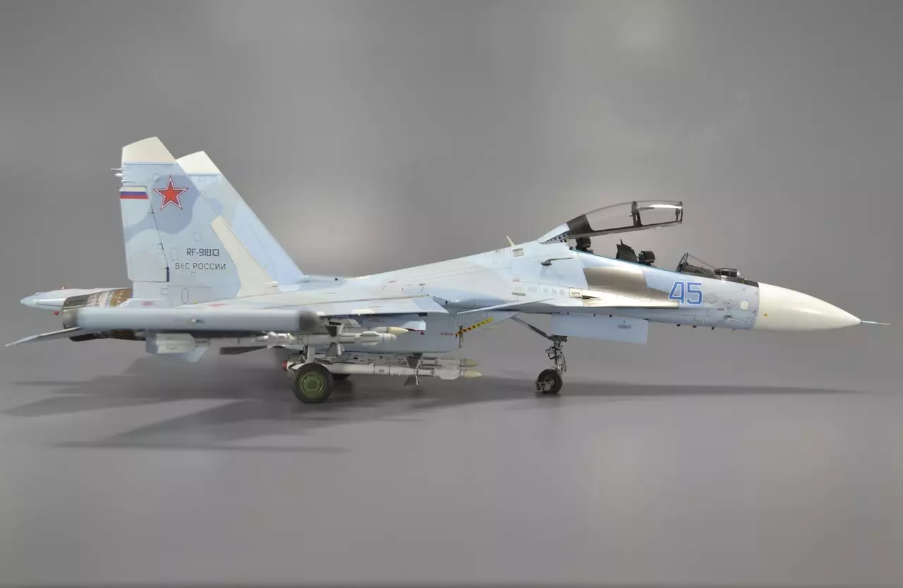 Сборная модель лесовоз с прицепом-роспуском 43204-10