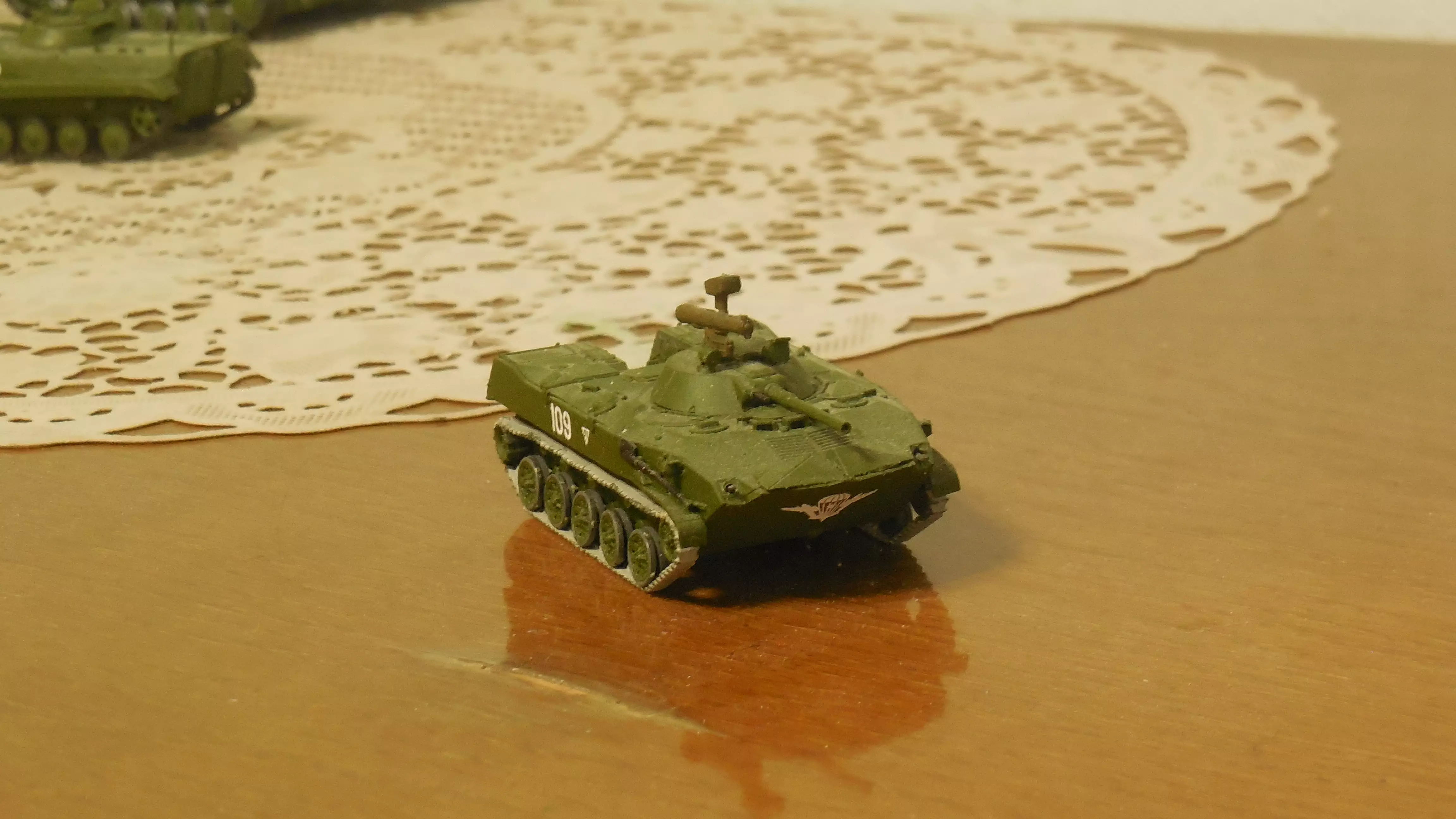 Сборная модель лесовоз с прицепом-роспуском 43204-10