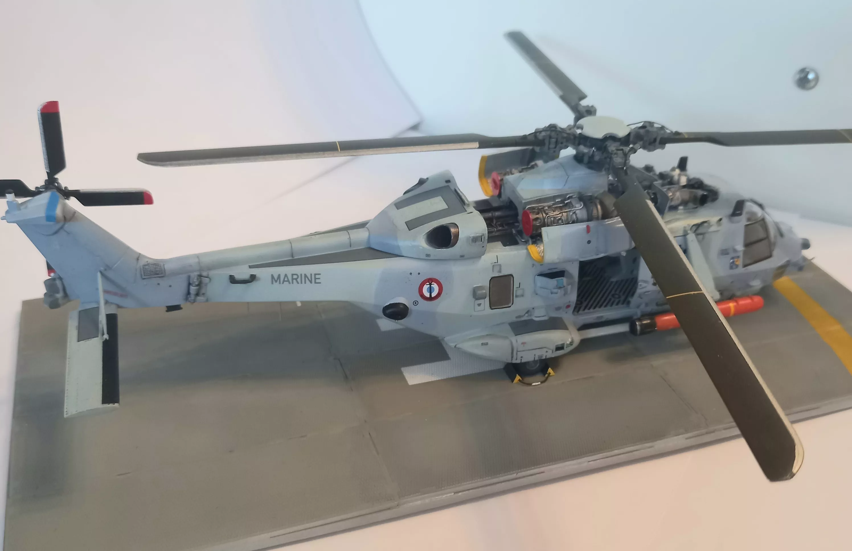 Вертолёт NH-90 NFN ВМФ