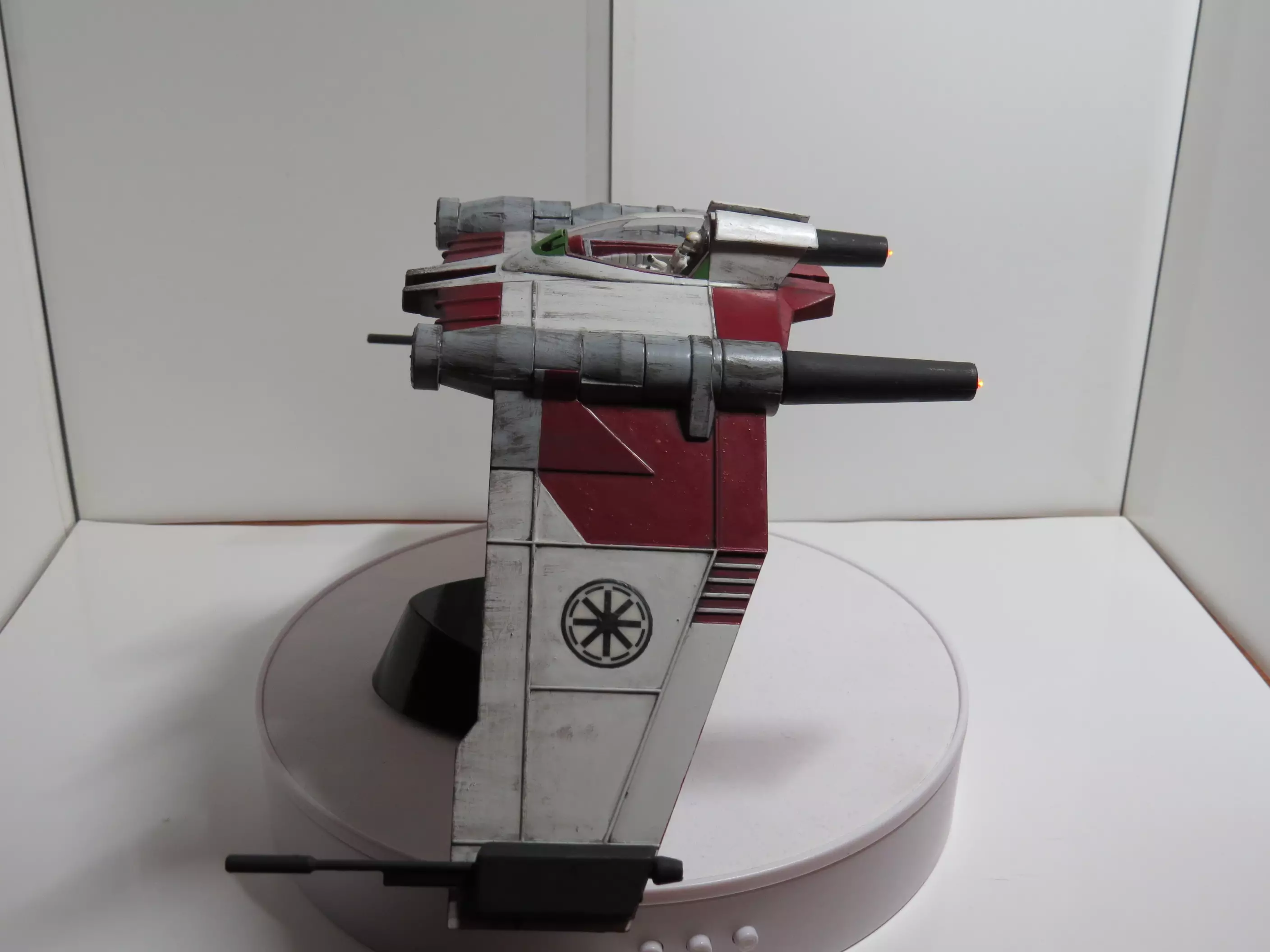 Сборная модель лесовоз с прицепом-роспуском 43204-10