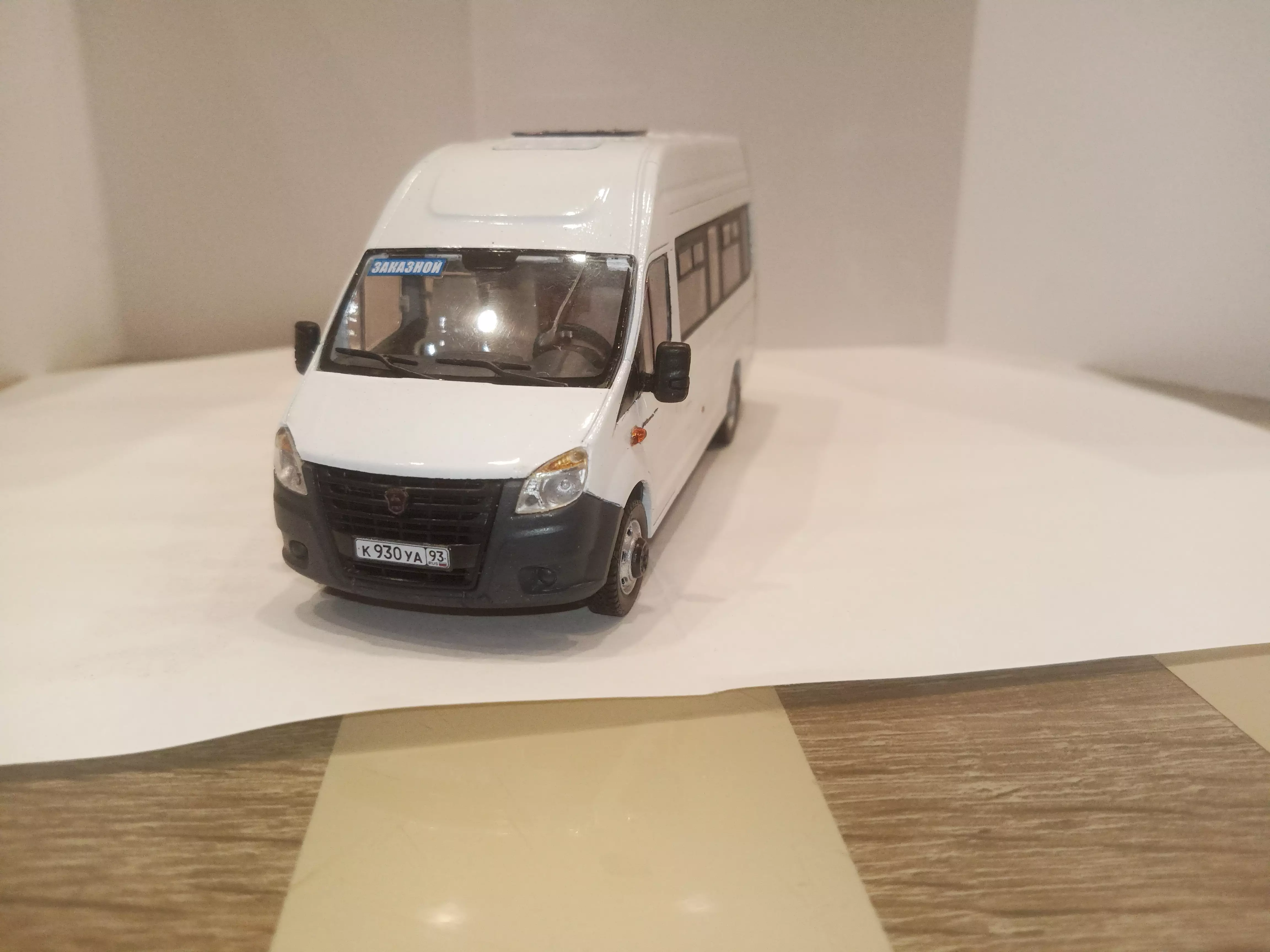 Сборная модель лесовоз с прицепом-роспуском 43204-10