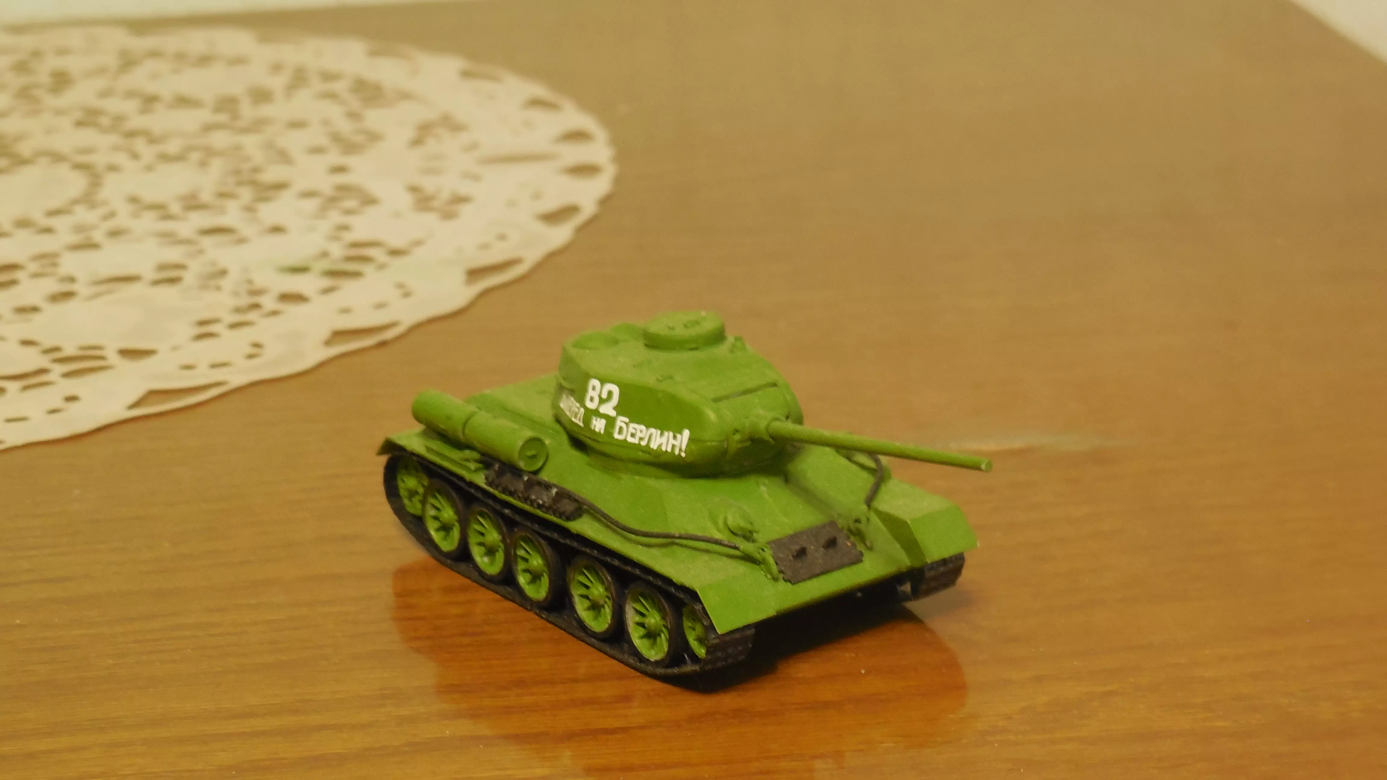 Сборная модель лесовоз с прицепом-роспуском 43204-10