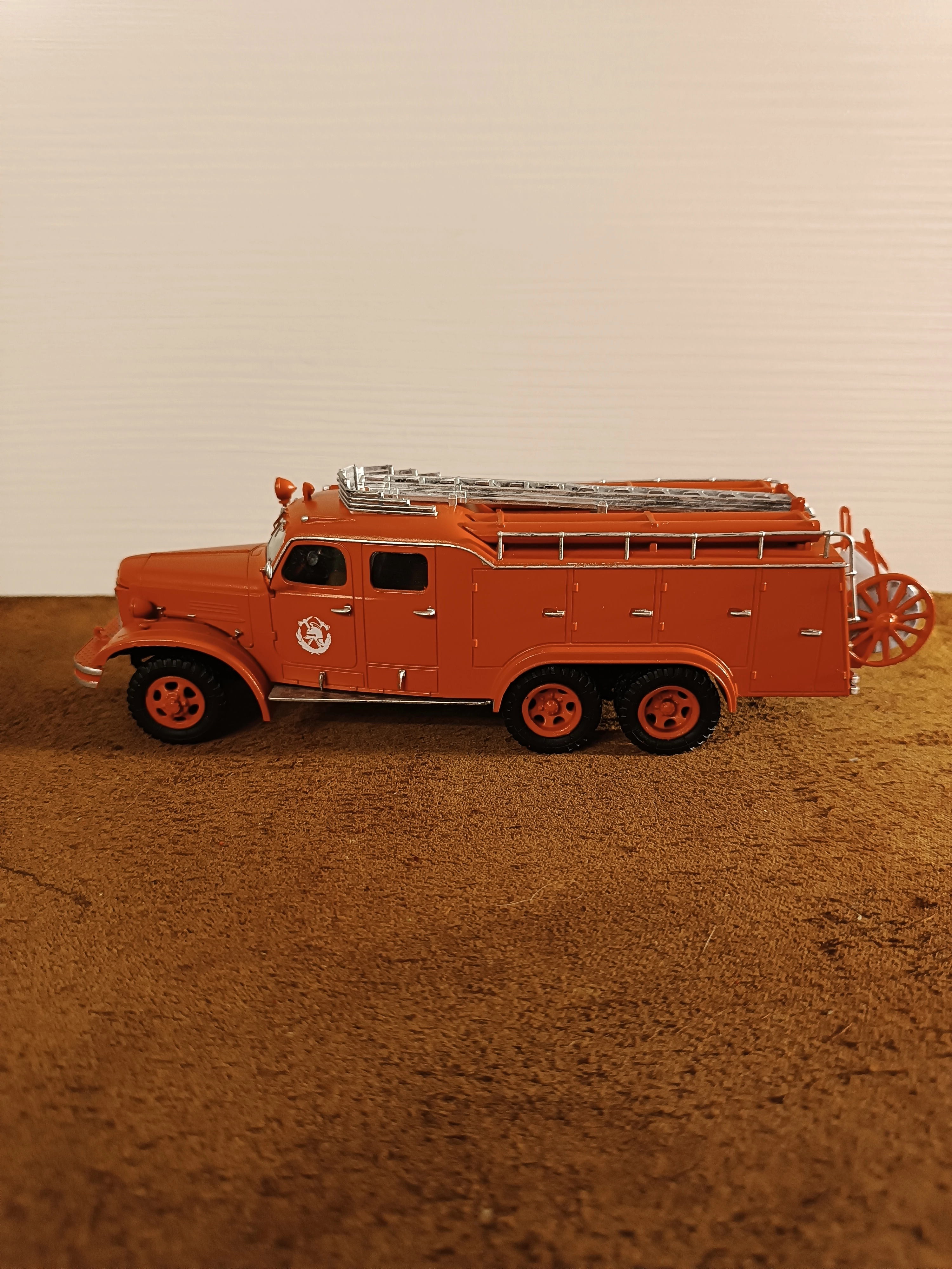 Пожарная автоцистерна ПМЗМ-3 (151)