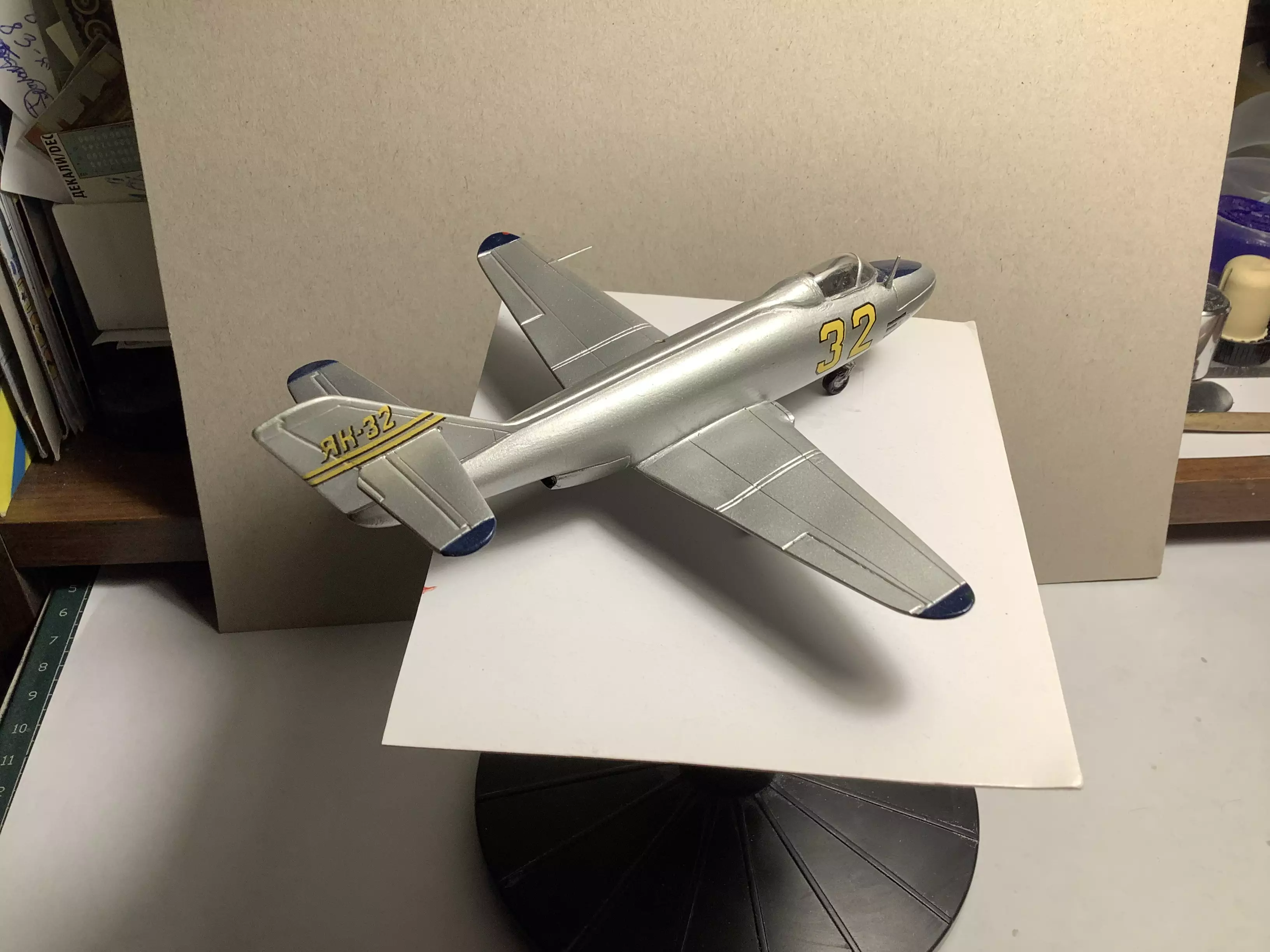 Самолет Як-32 Mantis