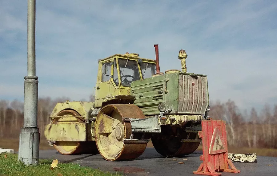 Сборная модель Виброкаток СД-802