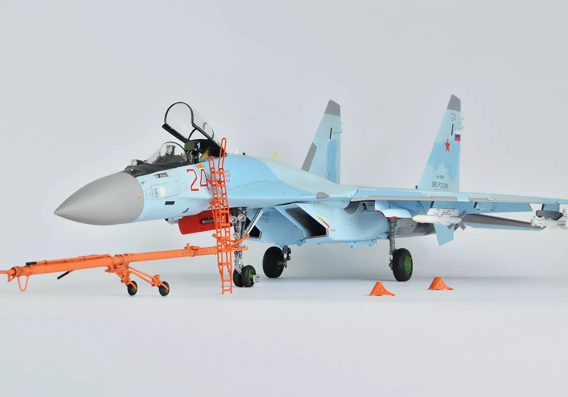 Сборная модель лесовоз с прицепом-роспуском 43204-10