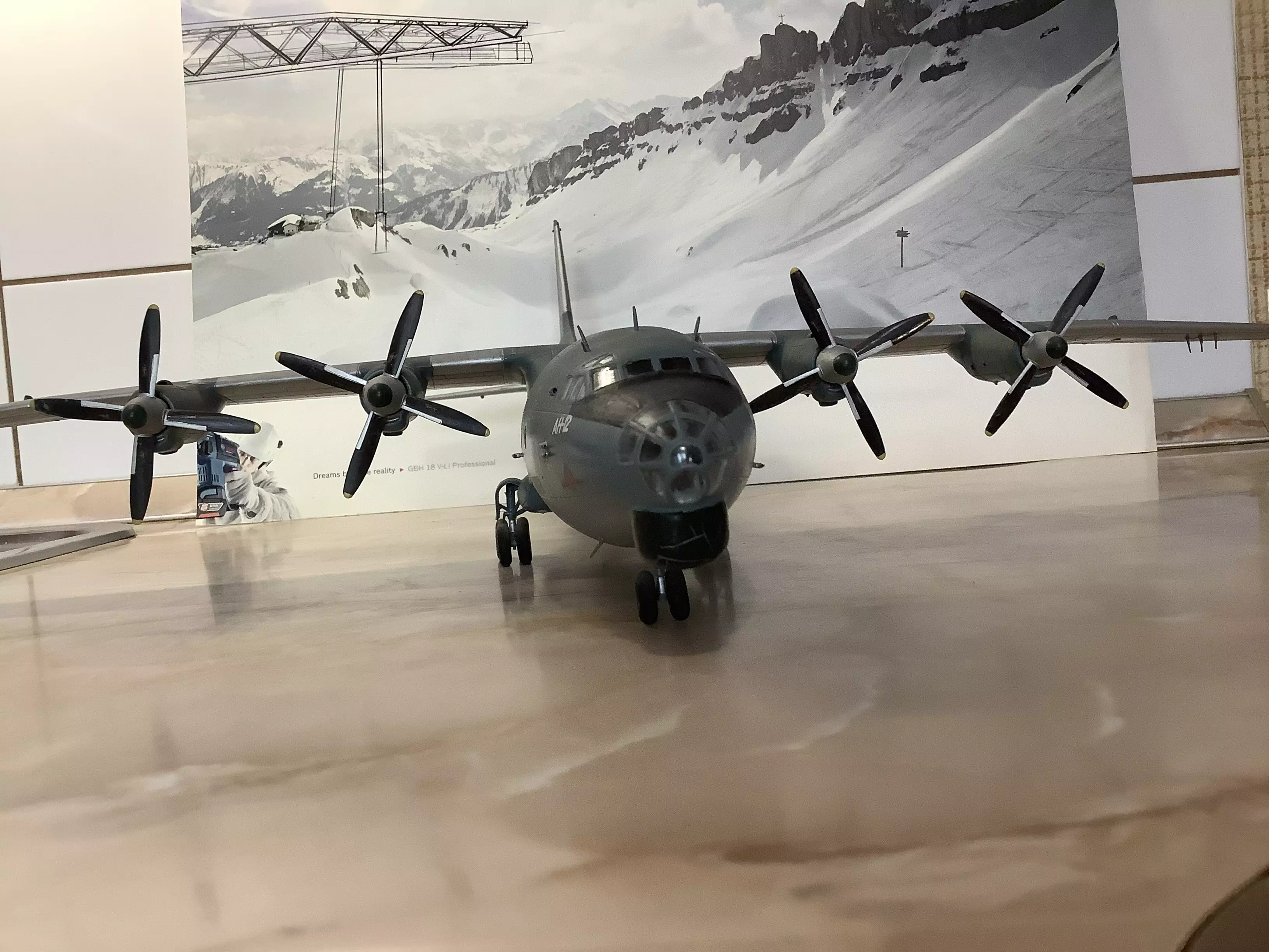 Сборная модель лесовоз с прицепом-роспуском 43204-10