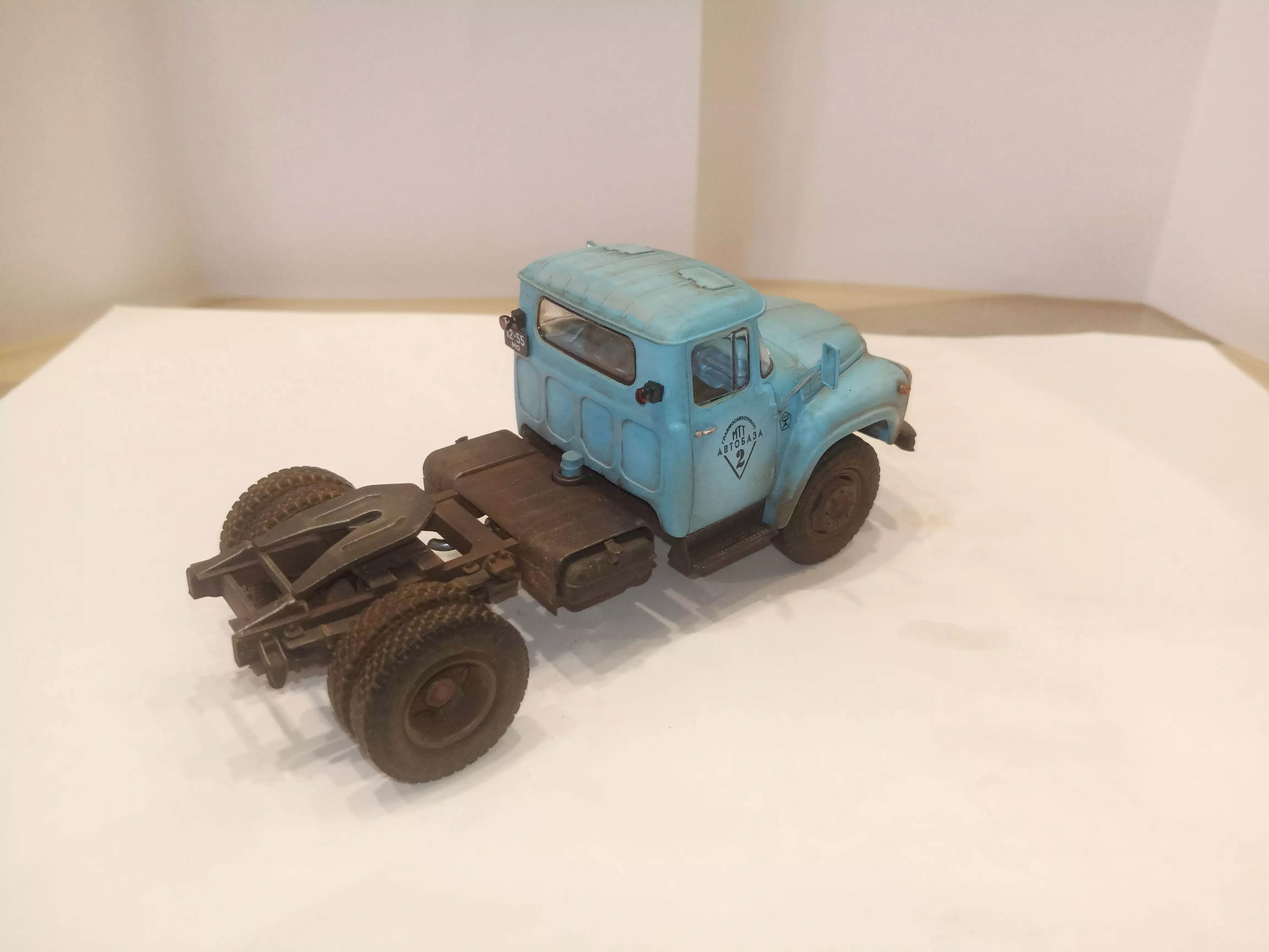 Сборная модель лесовоз с прицепом-роспуском 43204-10