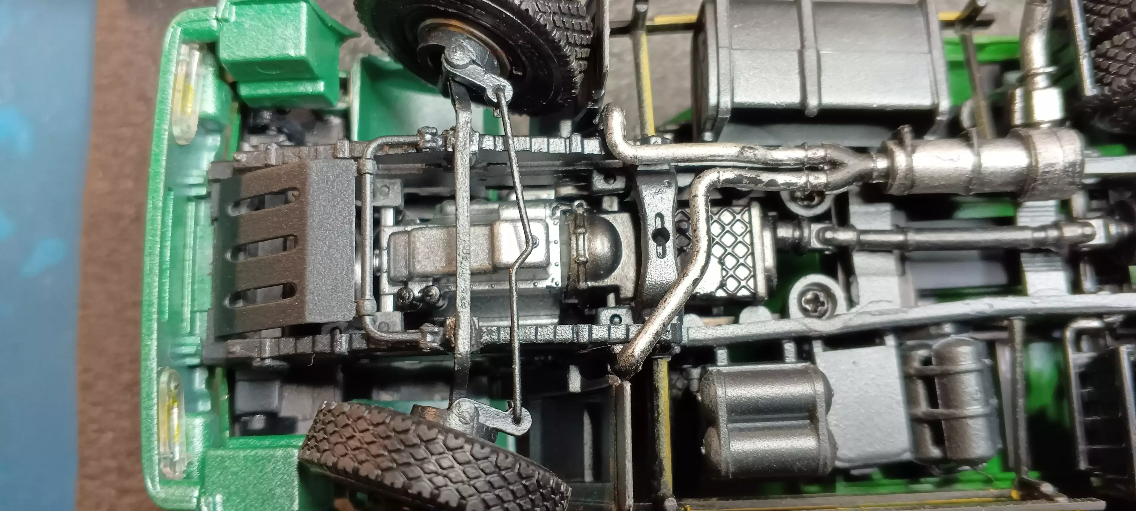 Сборная модель лесовоз с прицепом-роспуском 43204-10