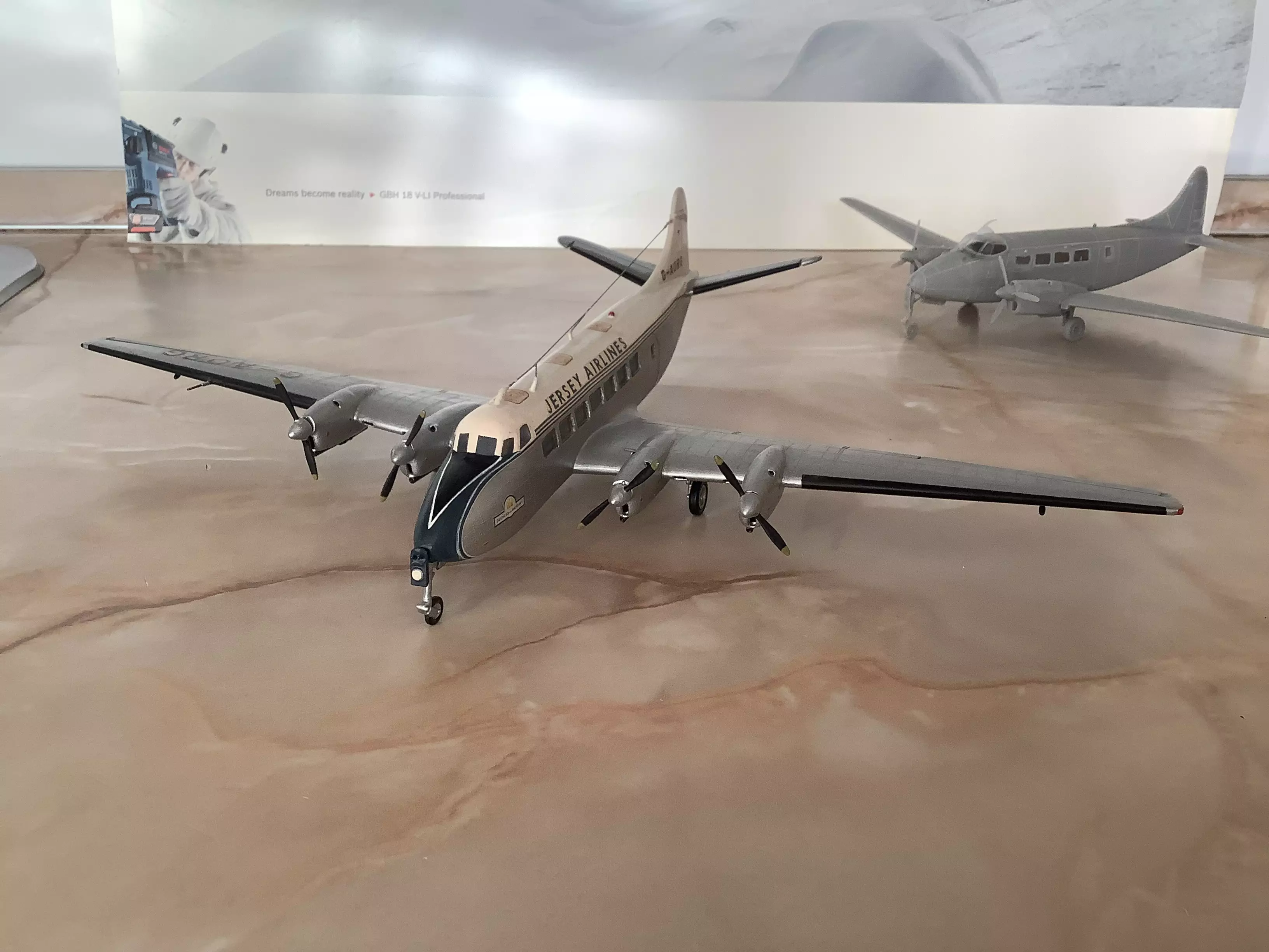 Сборная модель лесовоз с прицепом-роспуском 43204-10