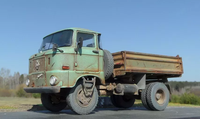 IFA W50L самосвал