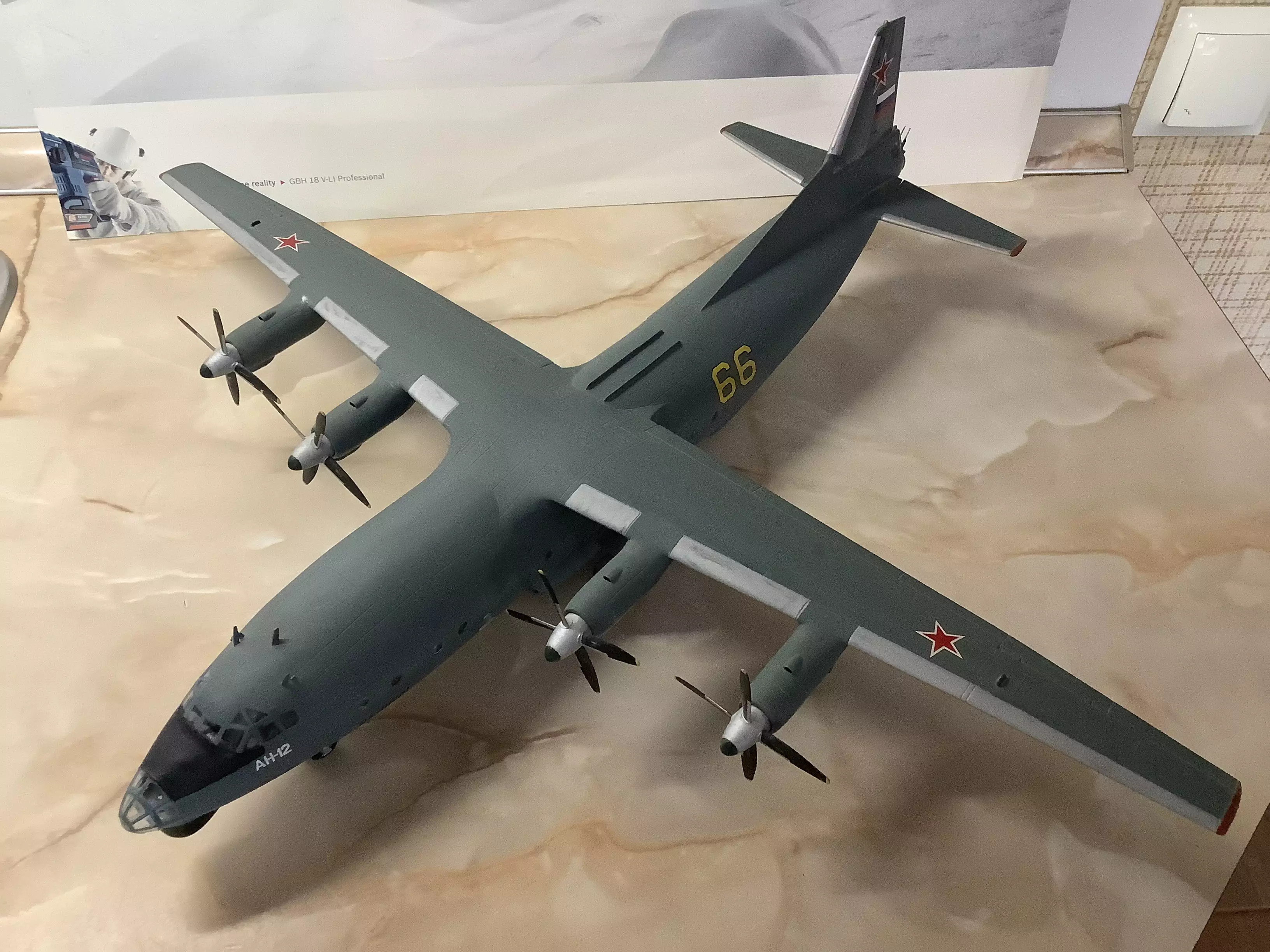 Сборная модель лесовоз с прицепом-роспуском 43204-10