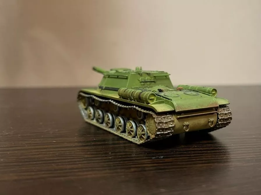 Сборная модель САУ Soviet SU-152